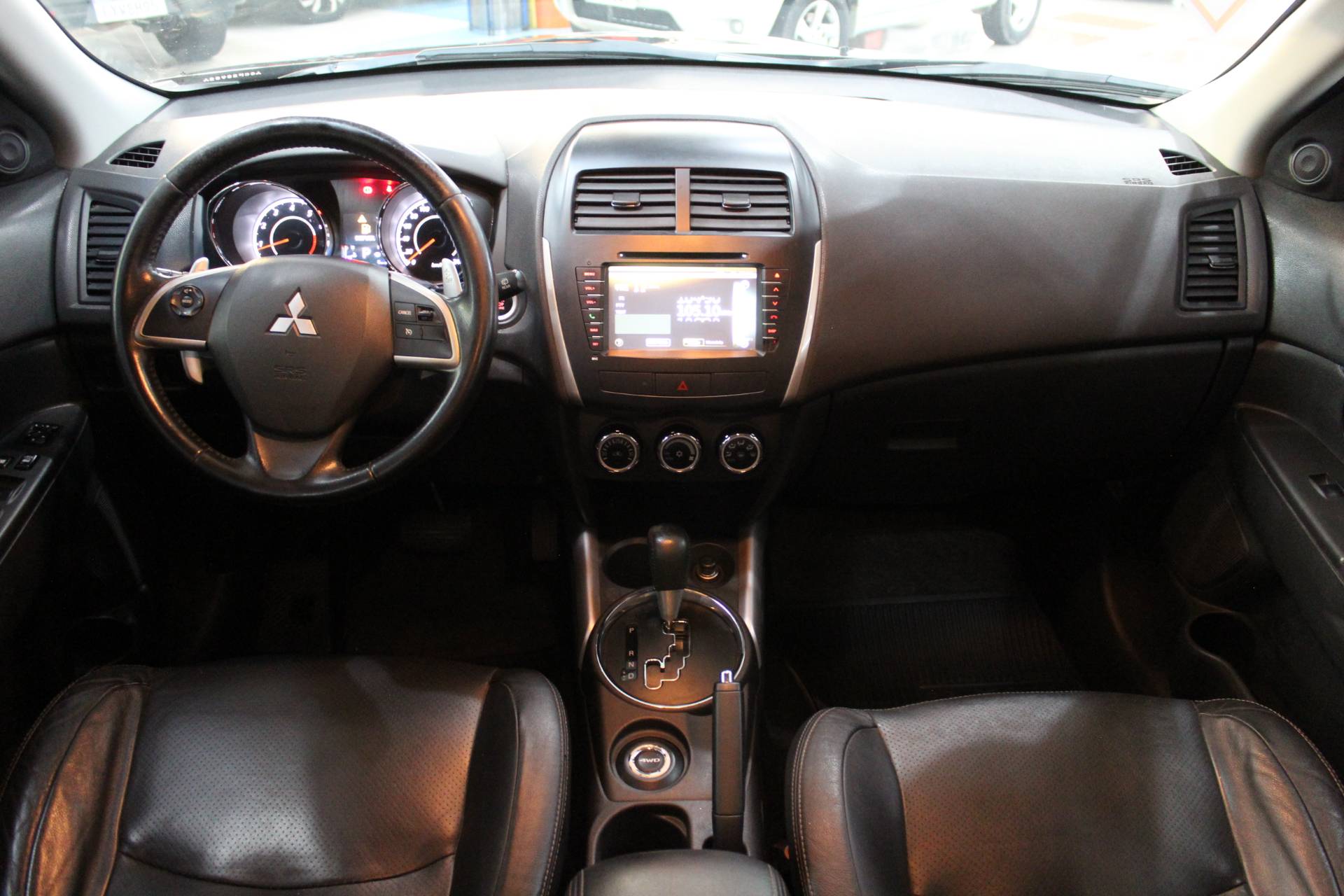 MITSUBISHI ASX
