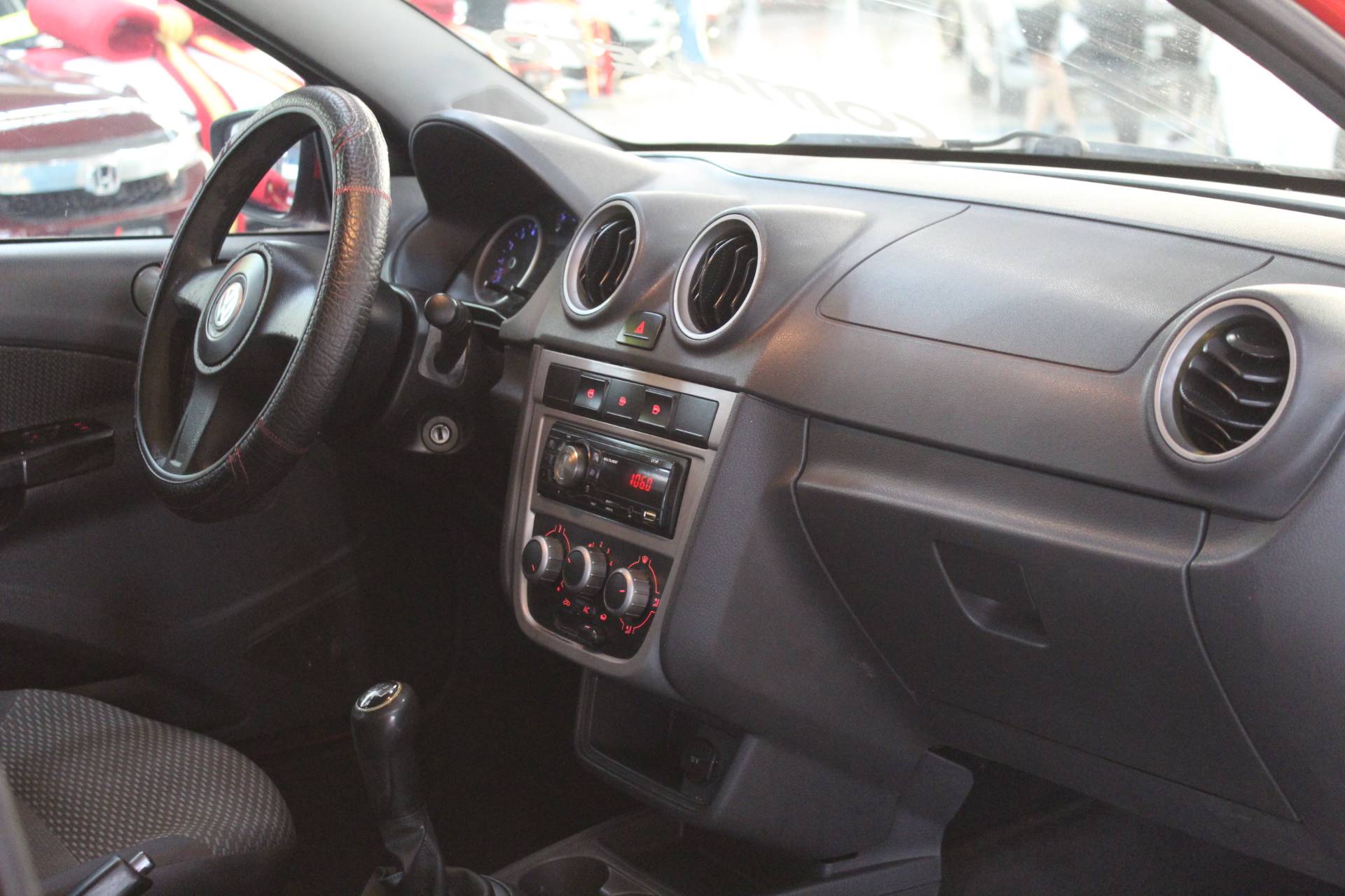 VOLKSWAGEN GOL