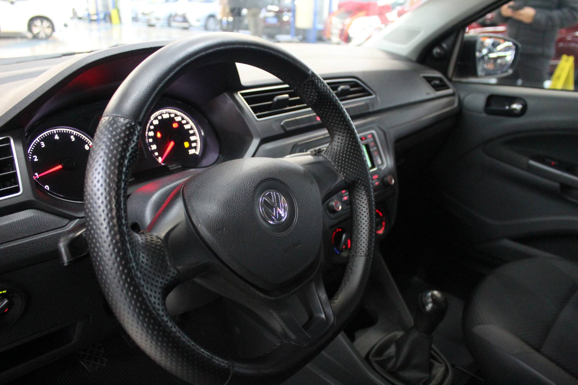 VOLKSWAGEN VOYAGE