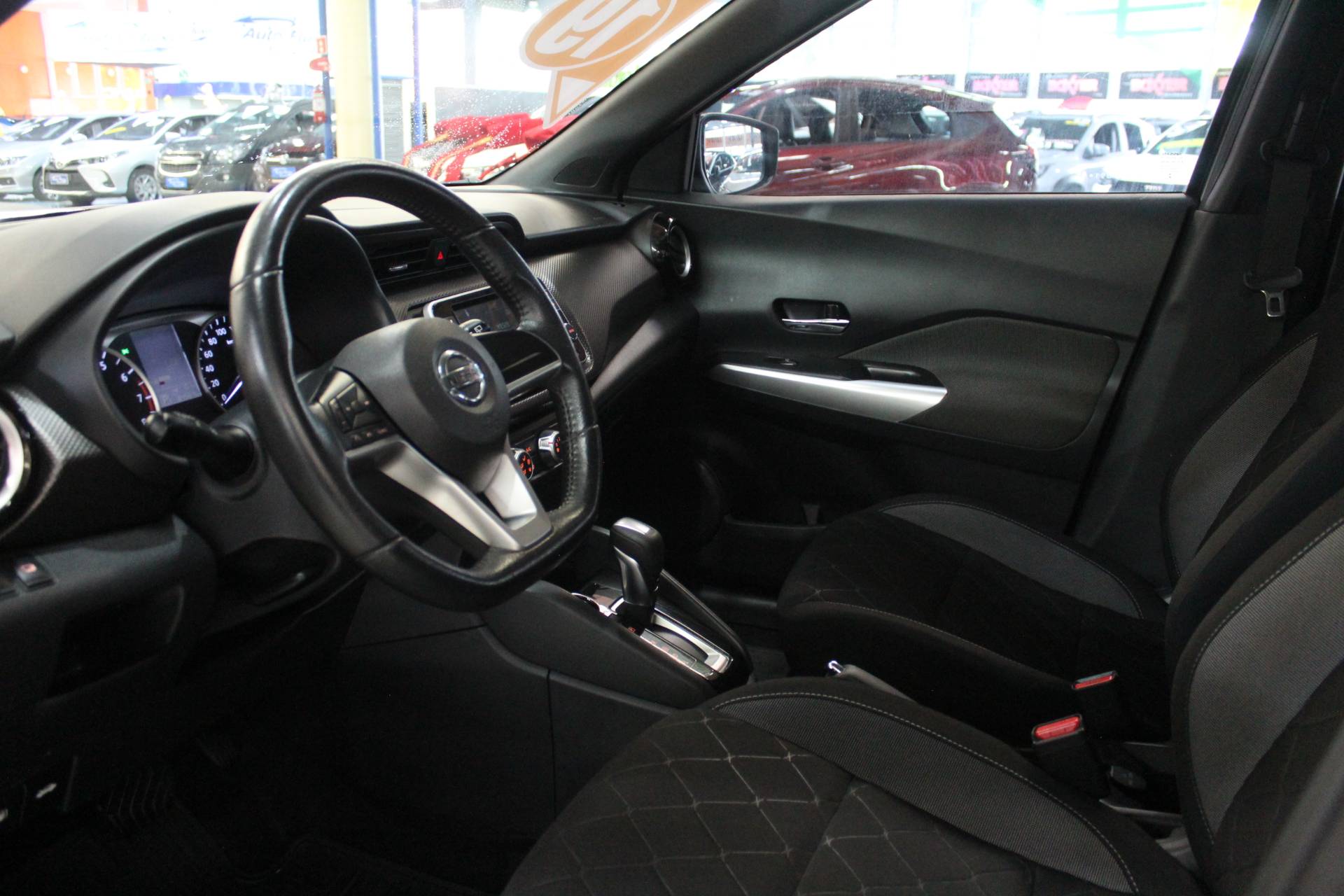 NISSAN KICKS