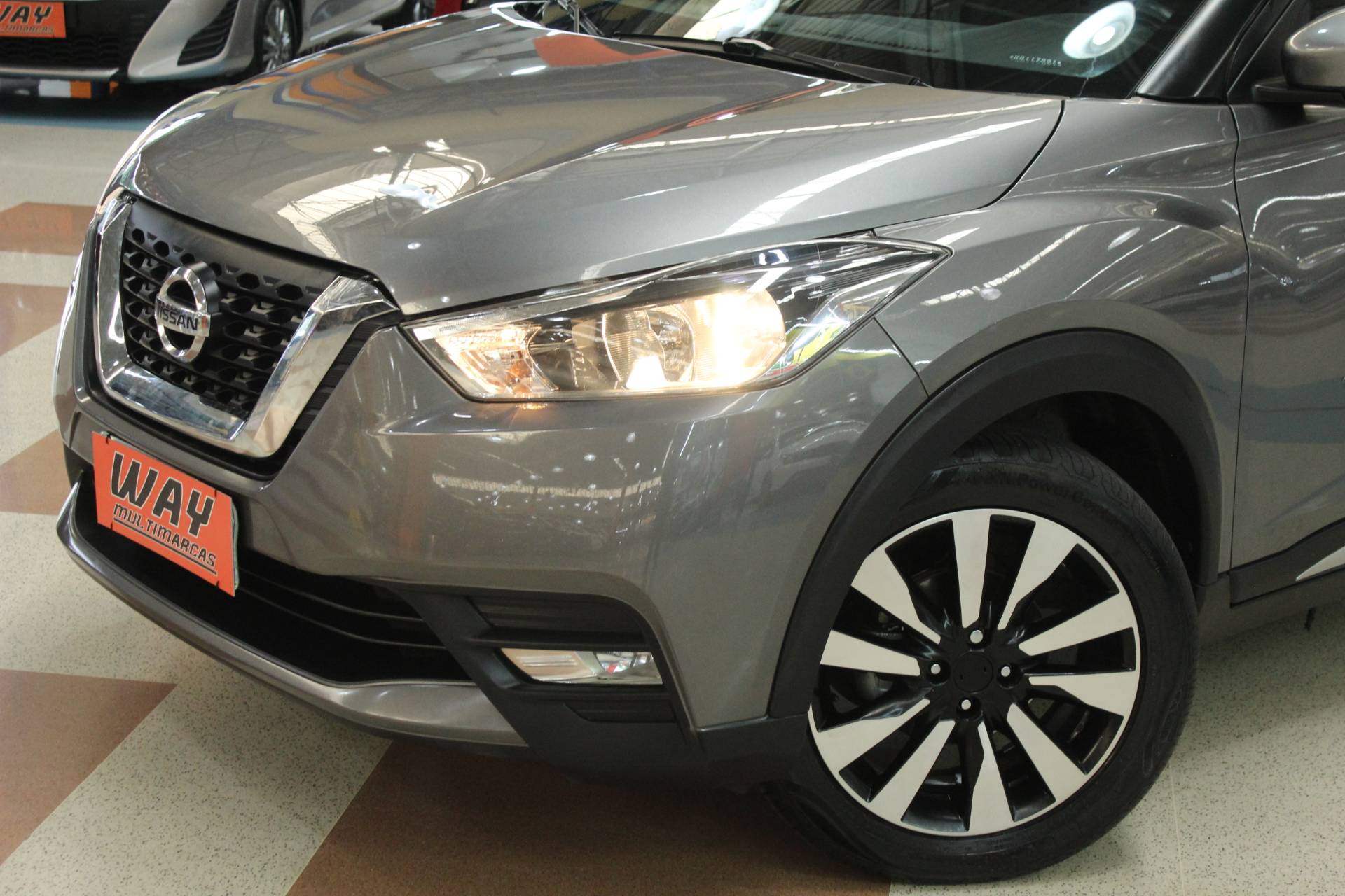 NISSAN KICKS