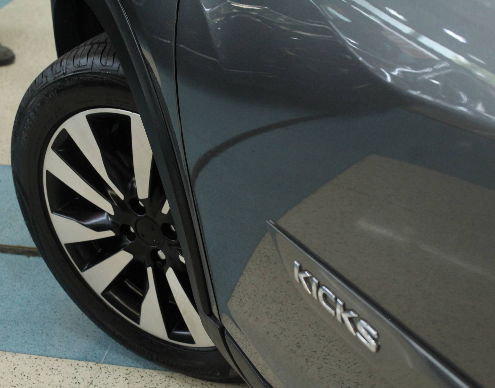 NISSAN KICKS