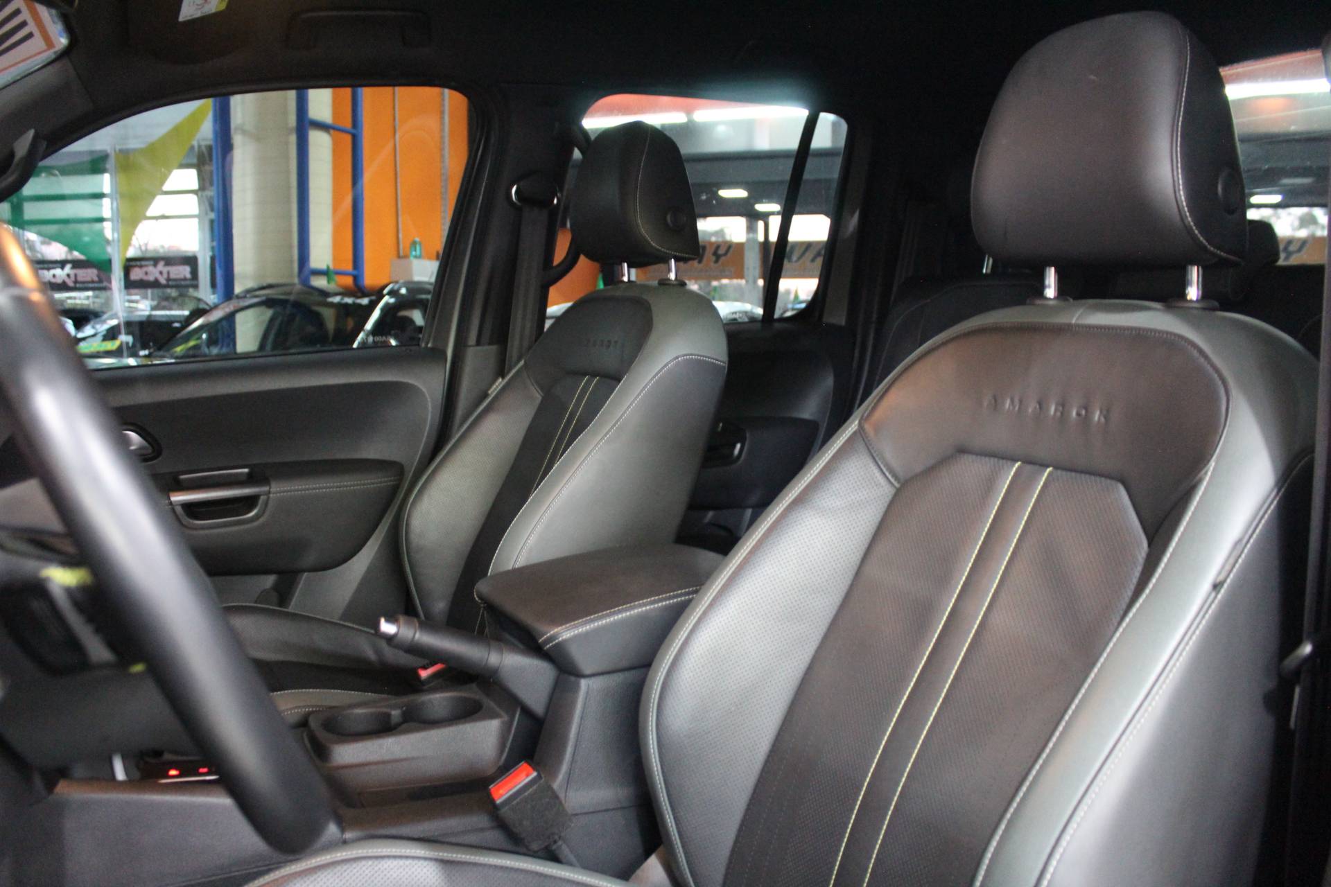 VOLKSWAGEN AMAROK