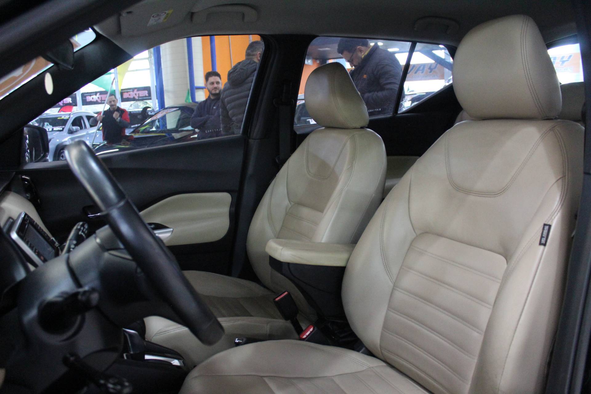 NISSAN KICKS