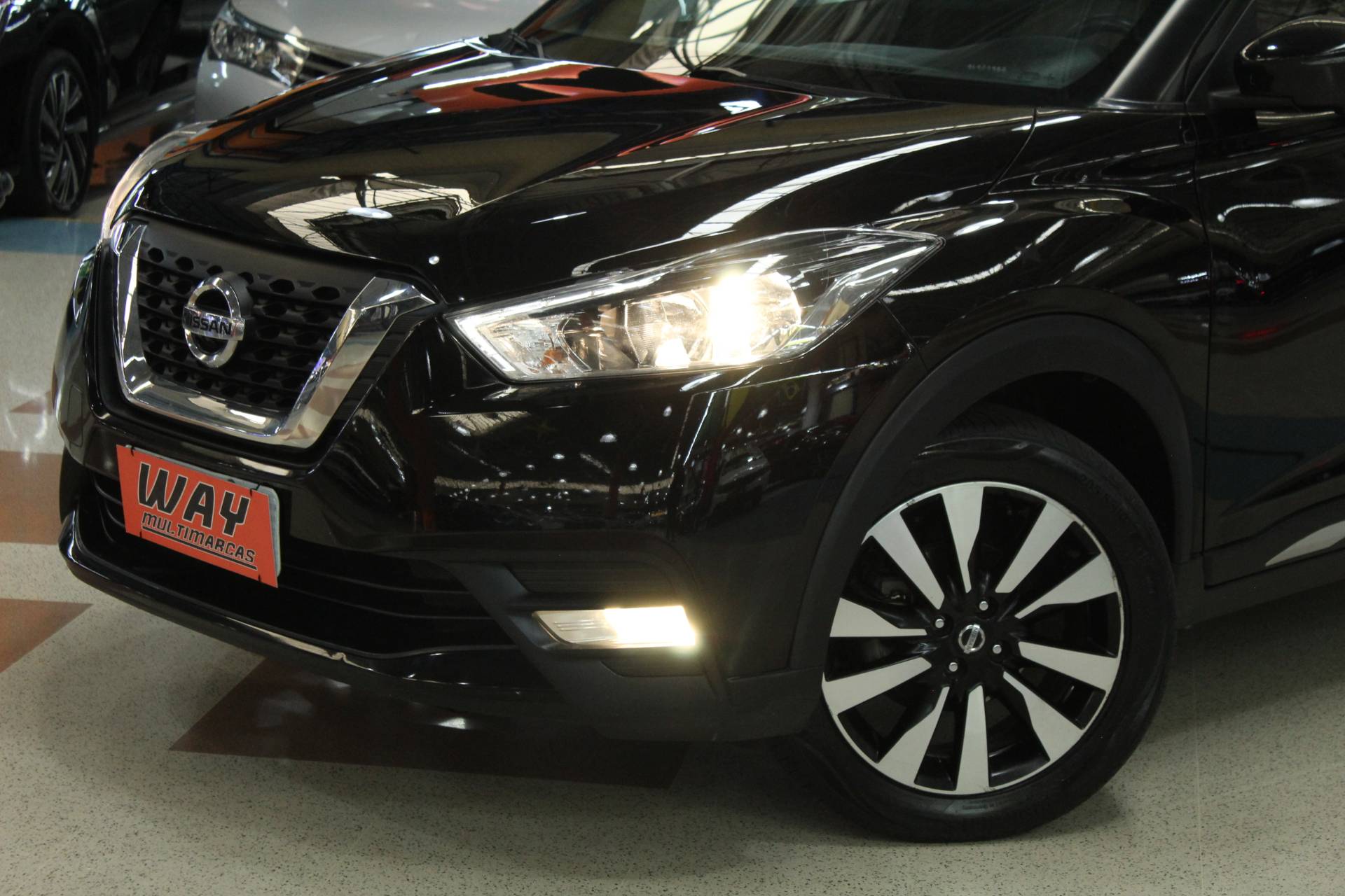 NISSAN KICKS