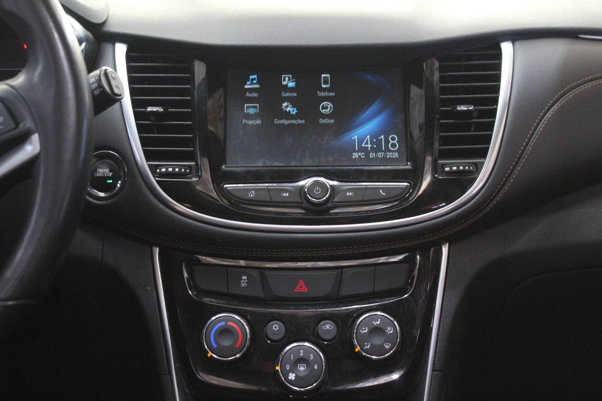 CHEVROLET TRACKER