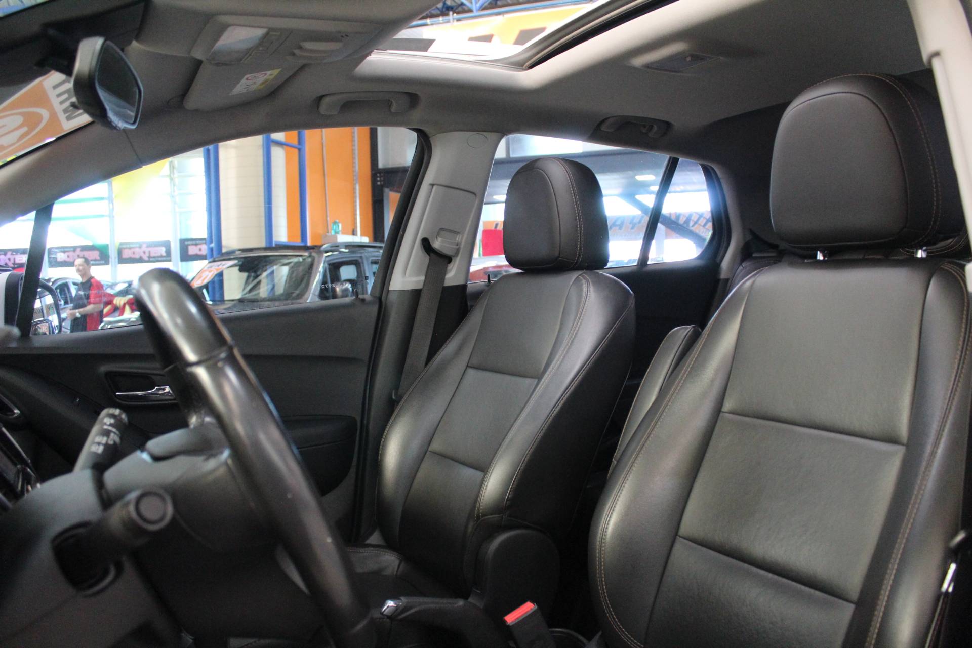 CHEVROLET TRACKER