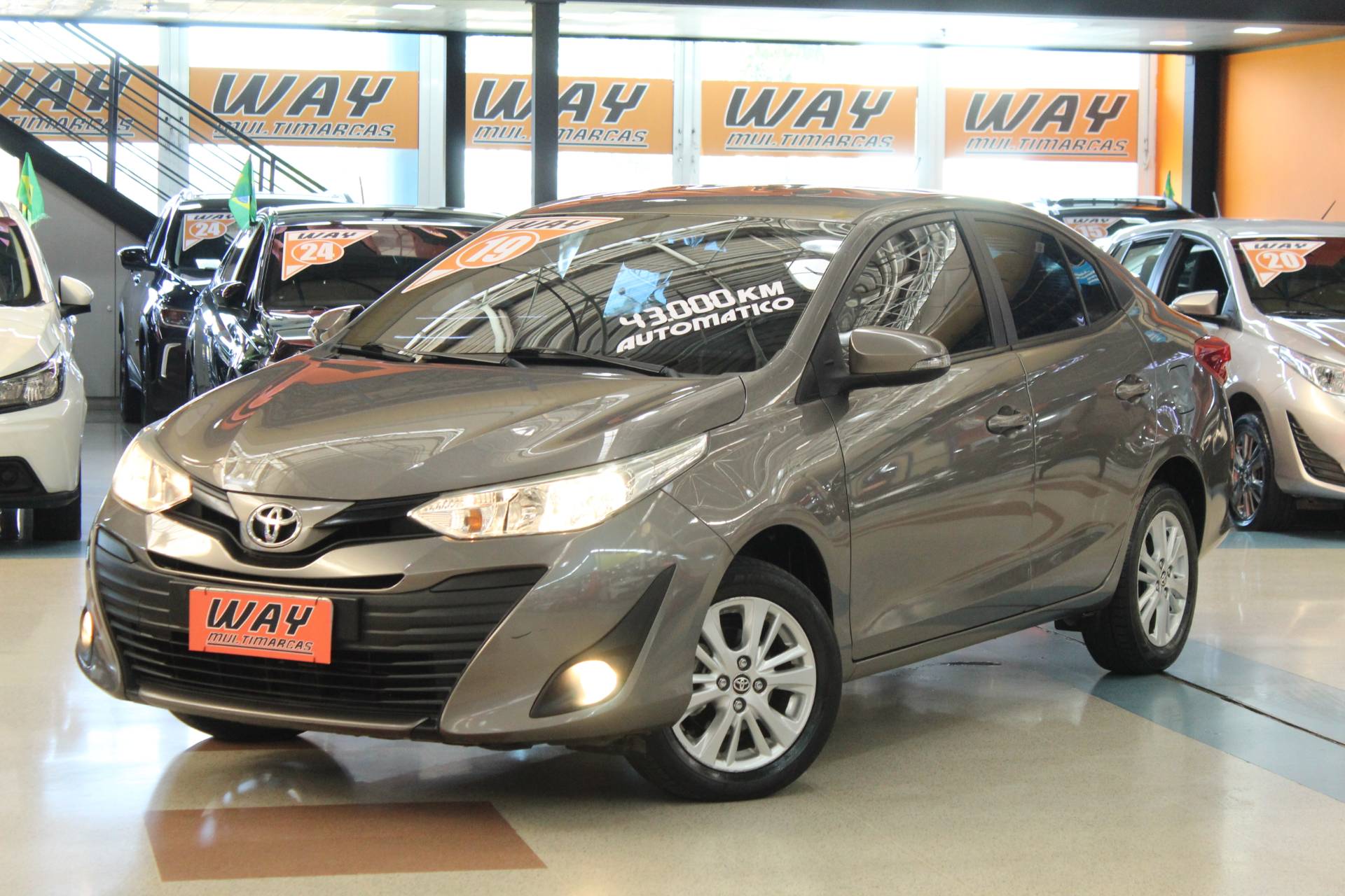 TOYOTA YARIS
