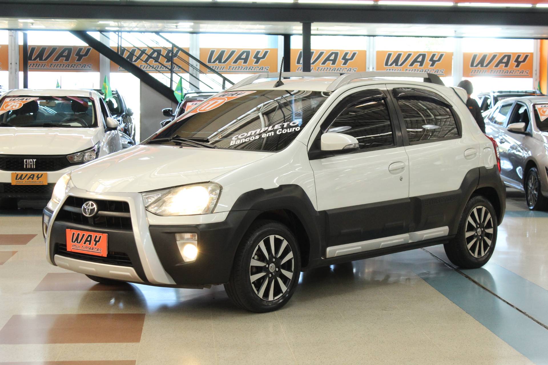 TOYOTA ETIOS CROSS