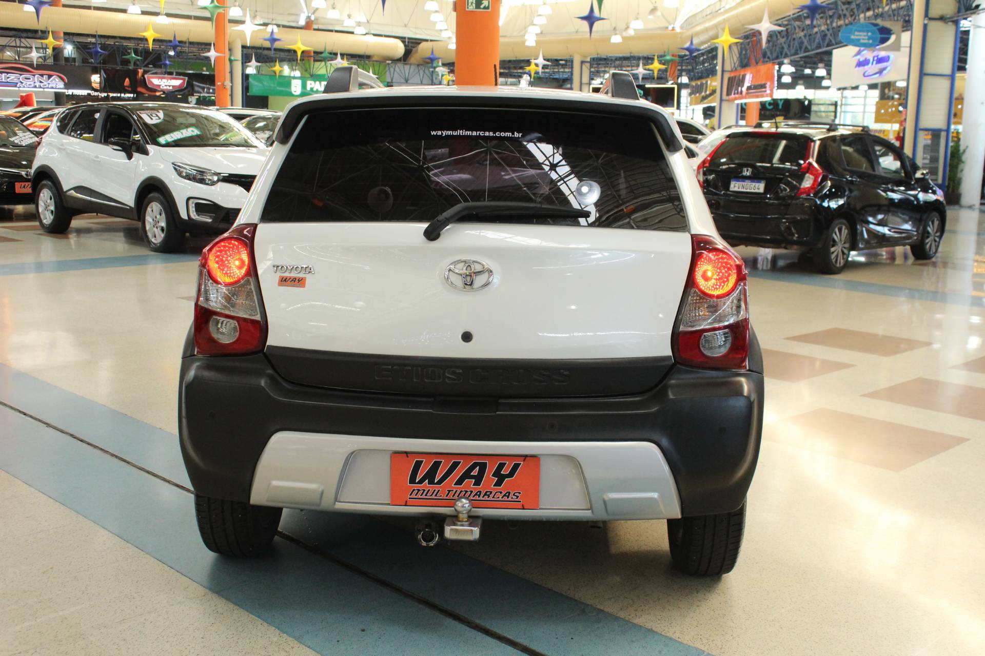 TOYOTA ETIOS CROSS