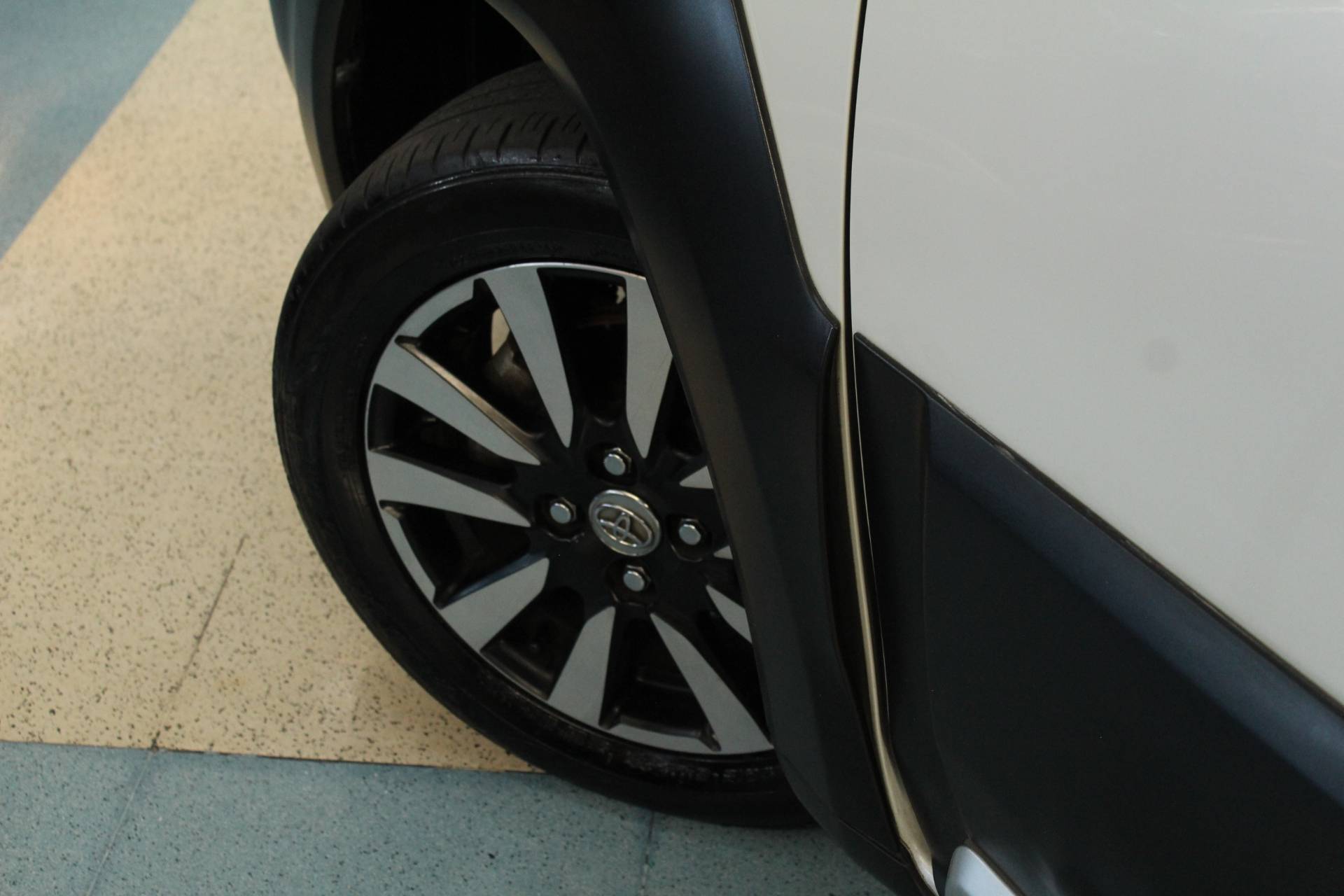 TOYOTA ETIOS CROSS