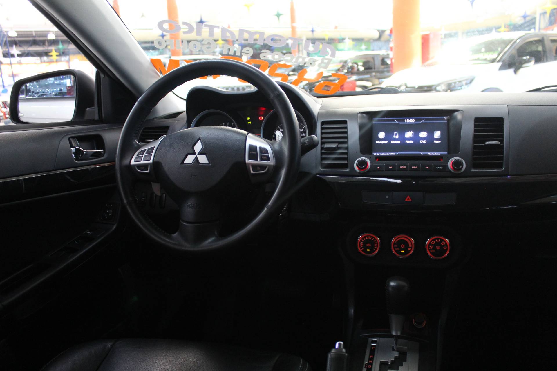 MITSUBISHI LANCER
