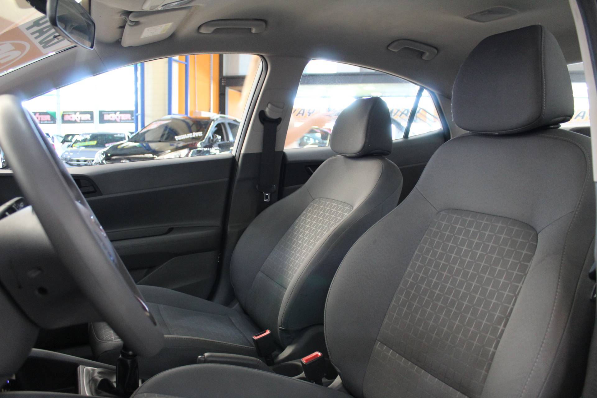 HYUNDAI HB20S