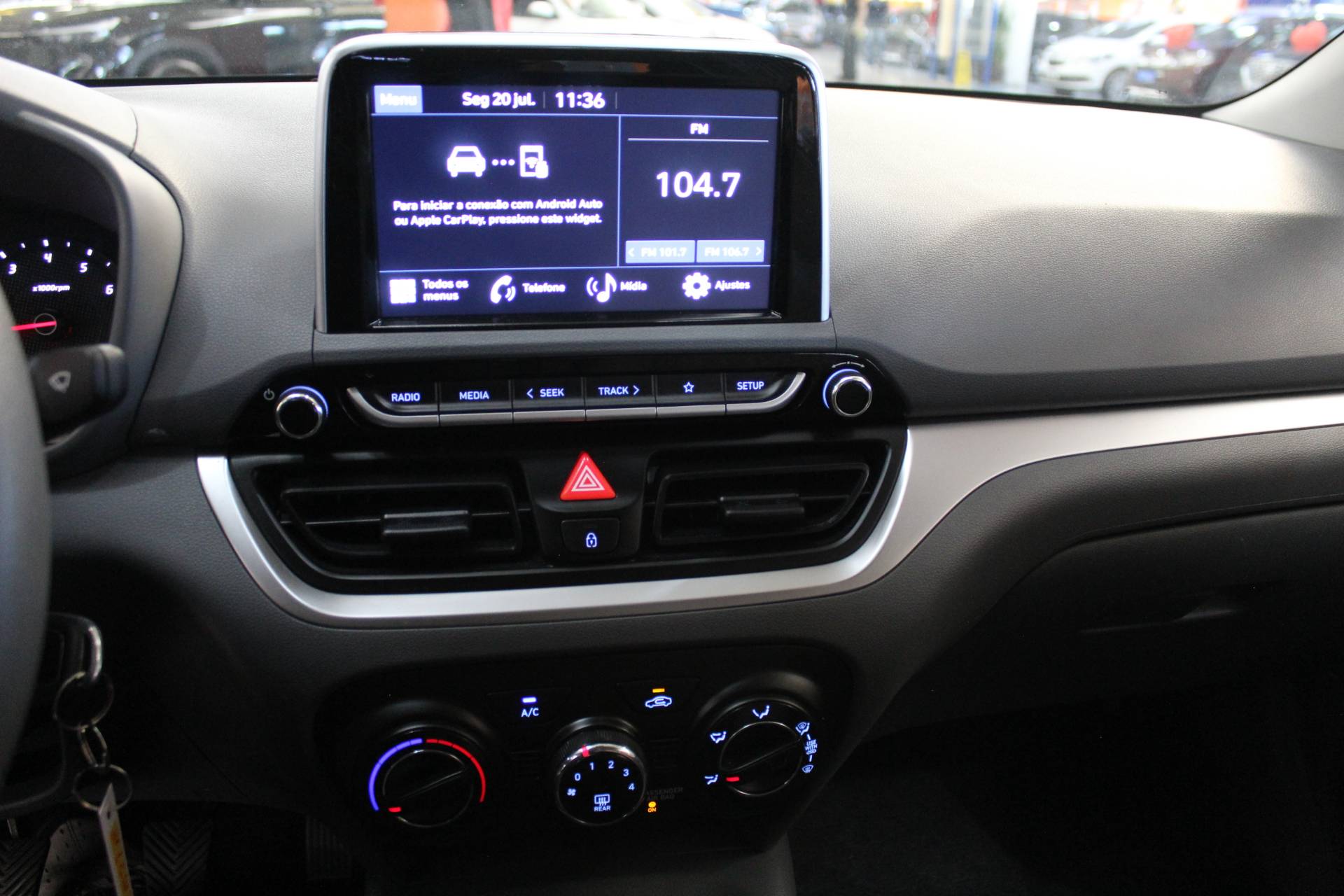 HYUNDAI HB20S