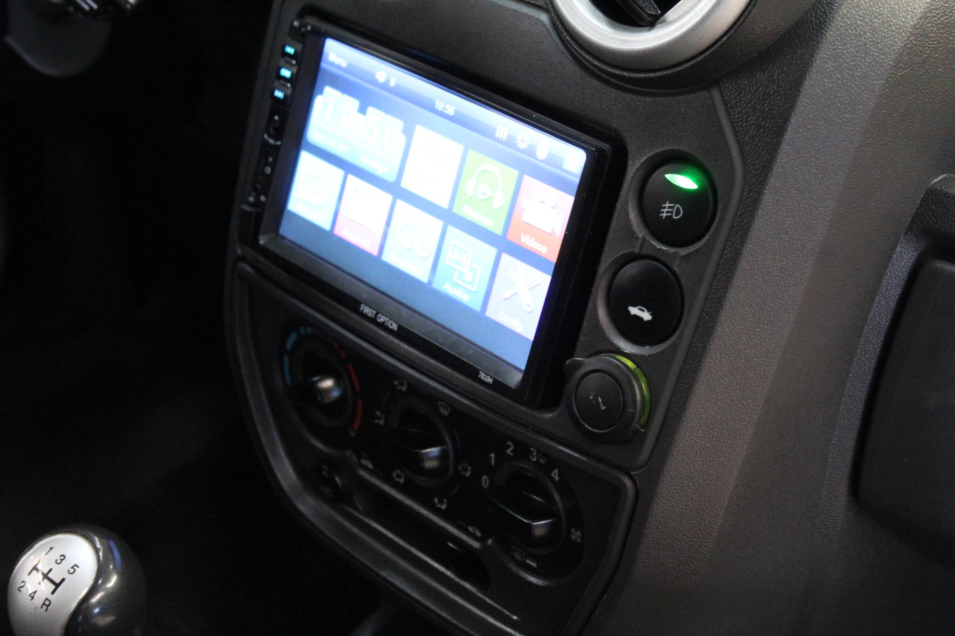 FORD KA