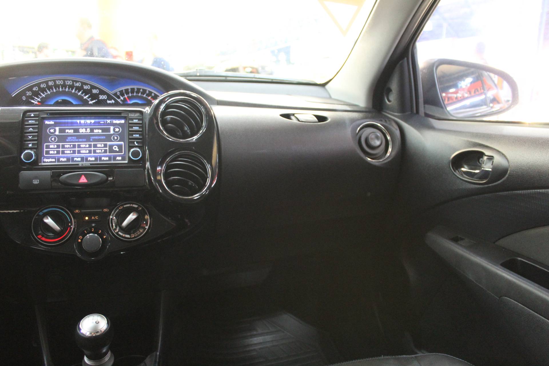 TOYOTA ETIOS