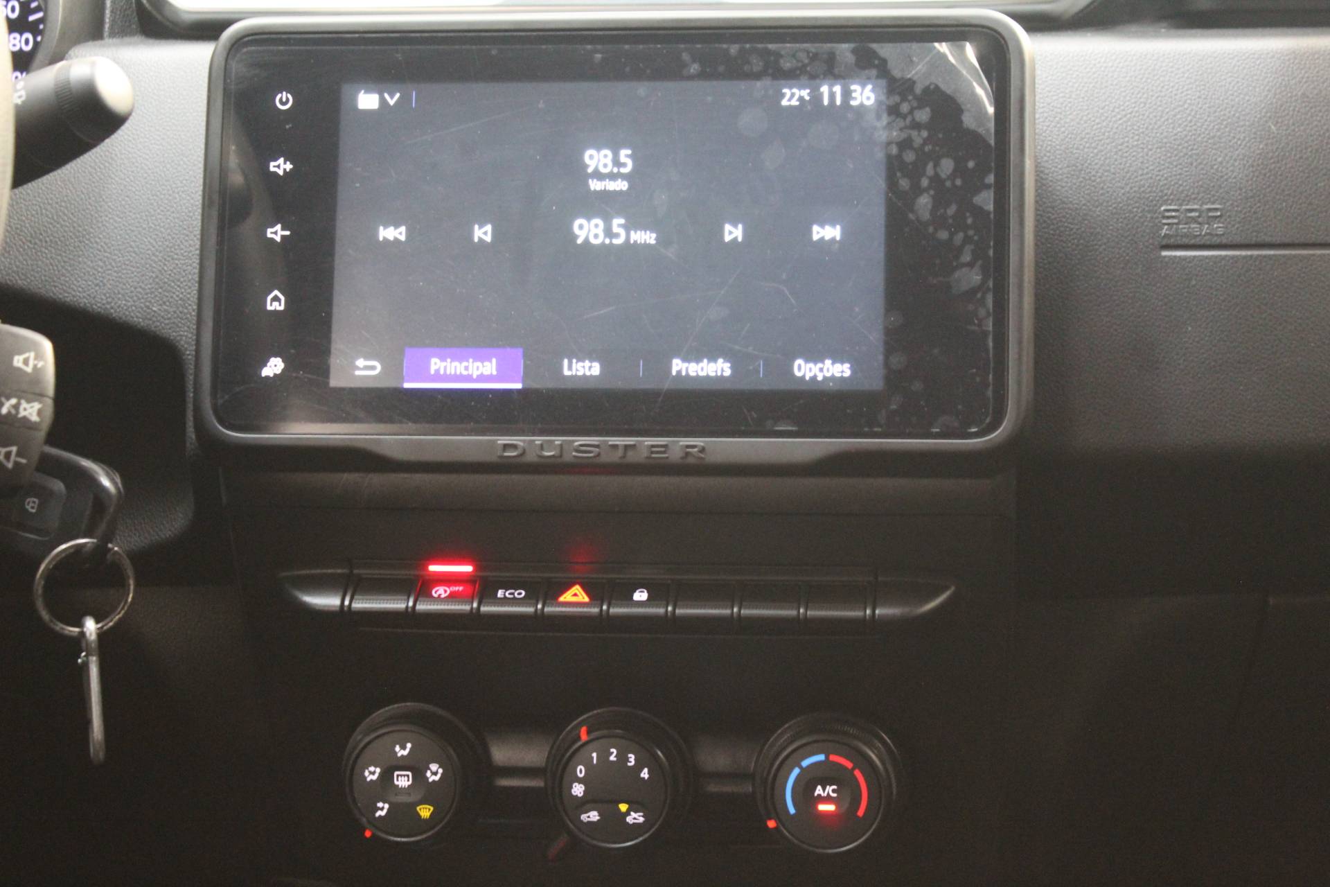 RENAULT DUSTER