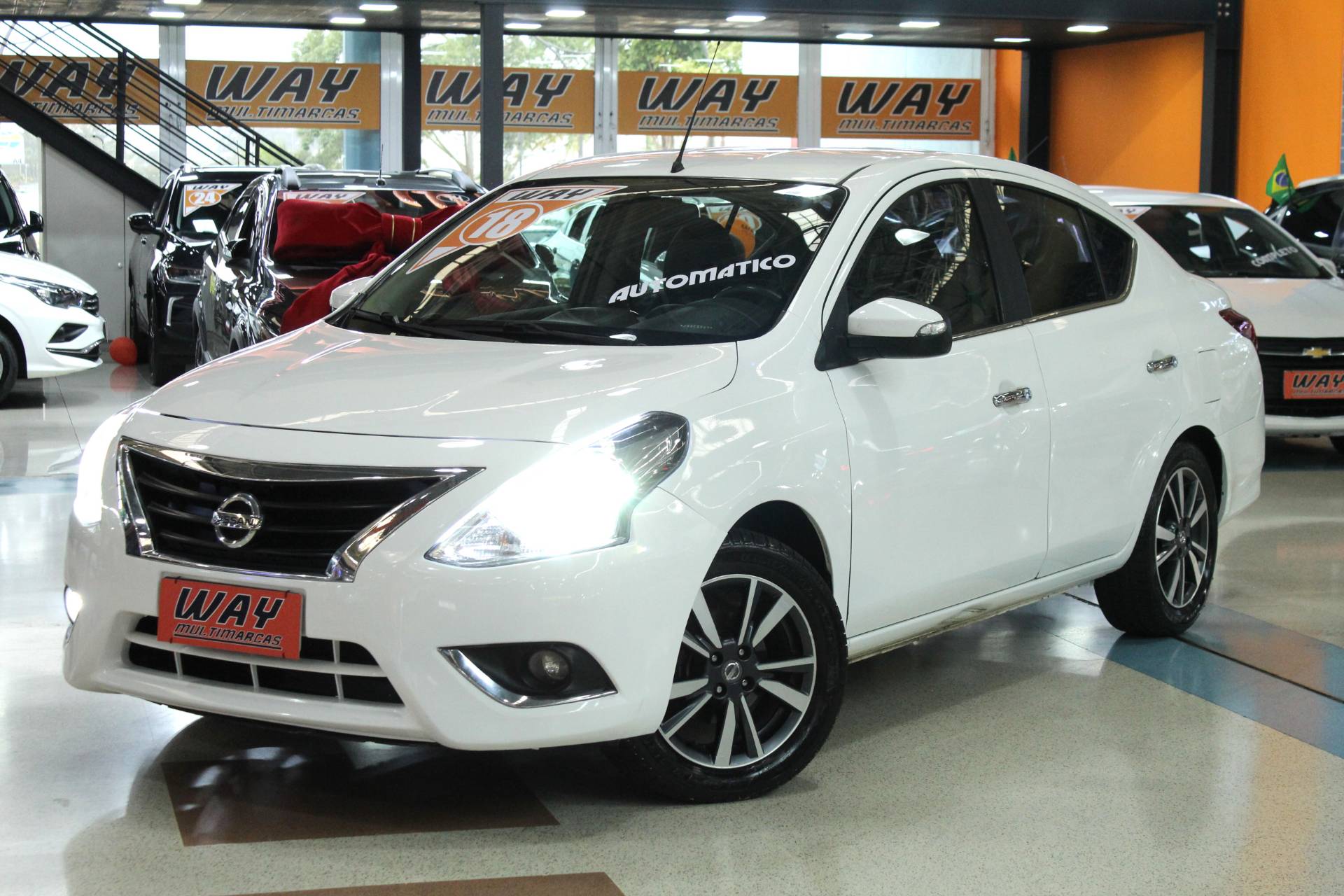 NISSAN VERSA
