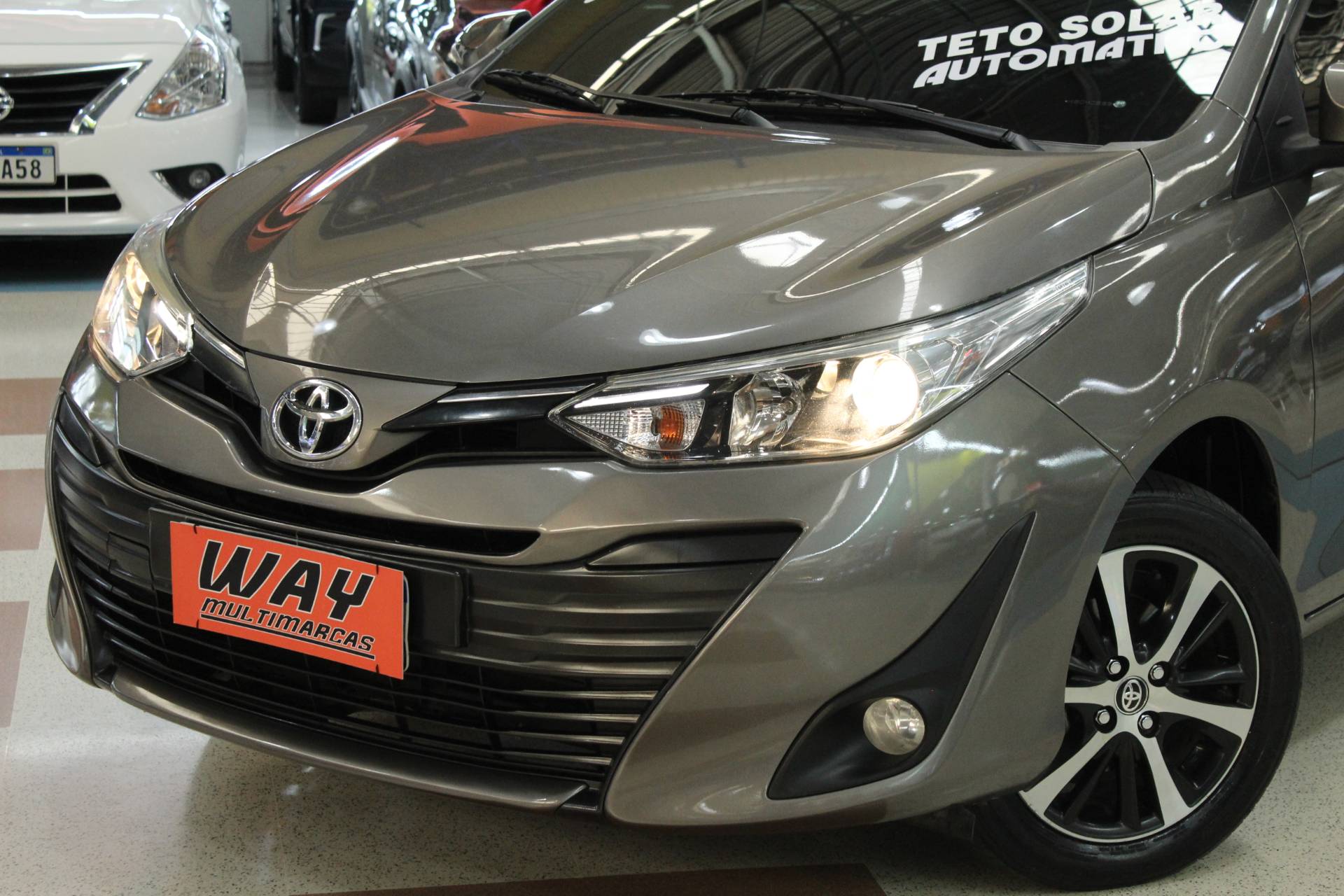 TOYOTA YARIS