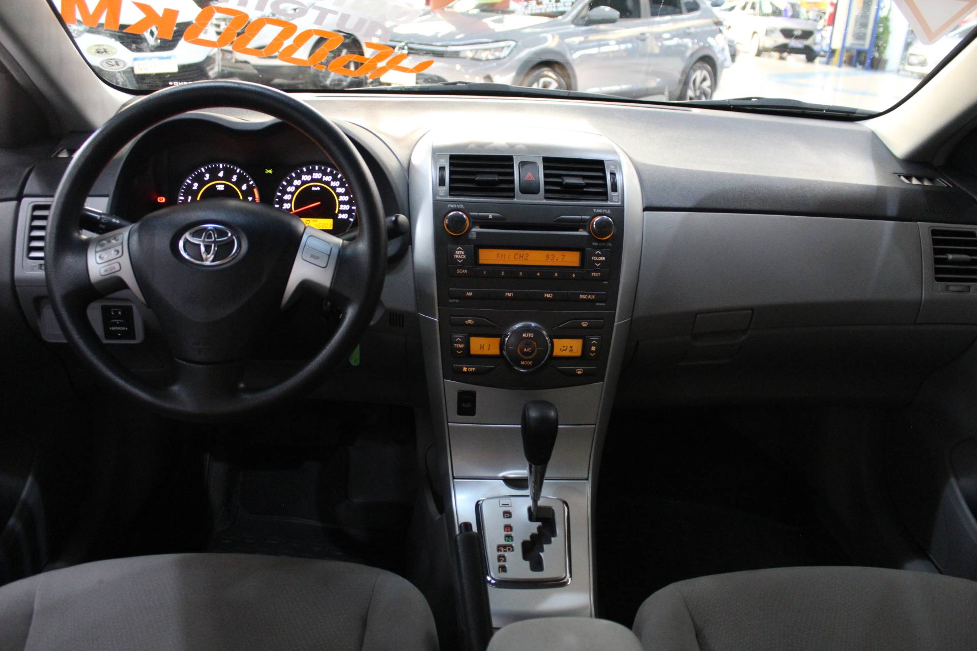 TOYOTA COROLLA