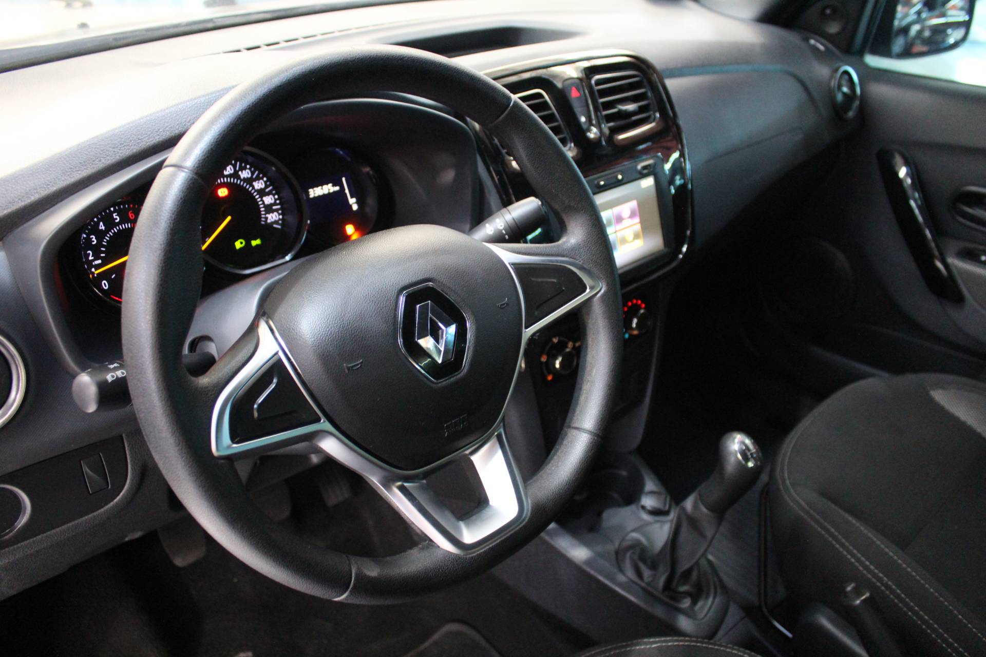 RENAULT LOGAN