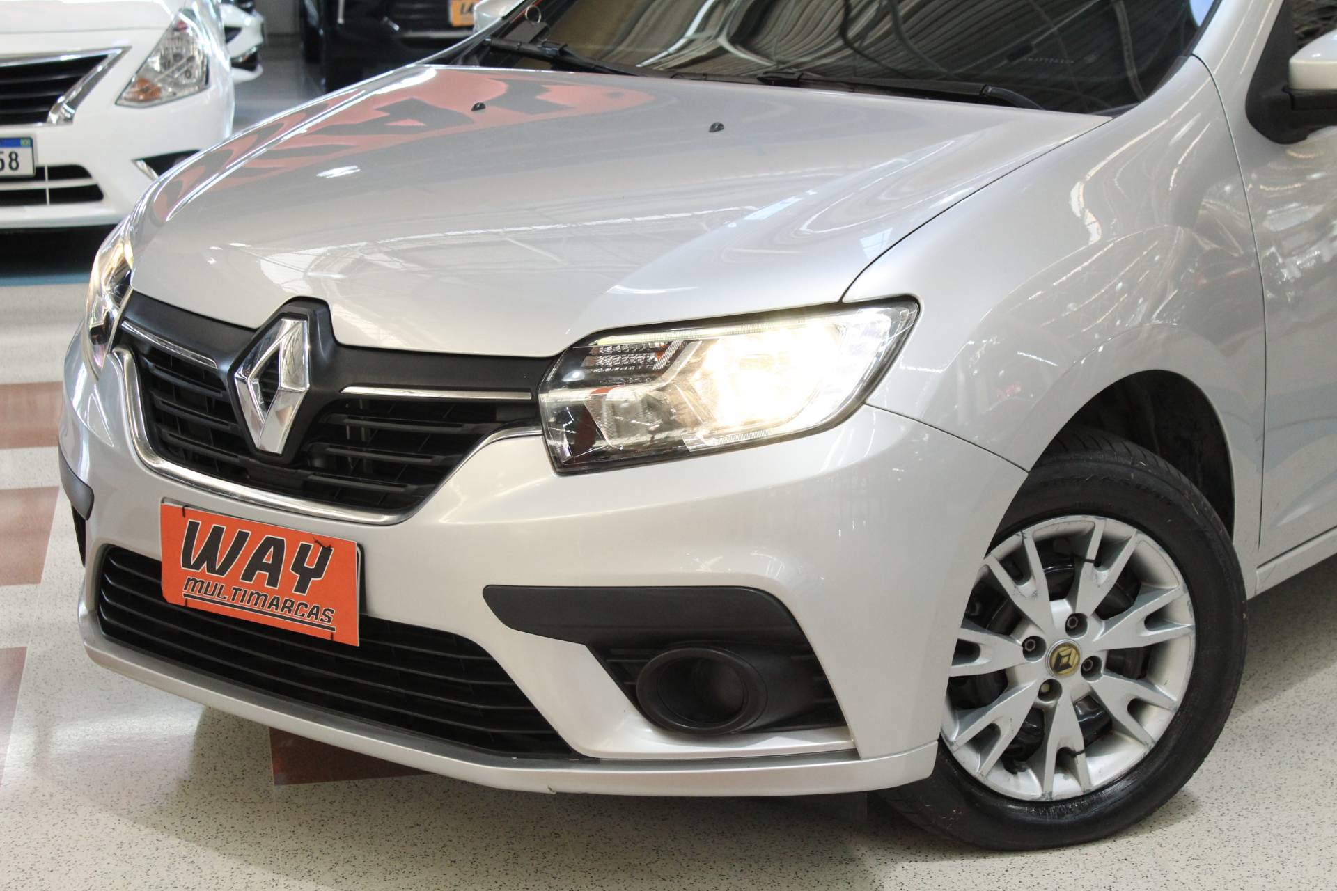 RENAULT LOGAN