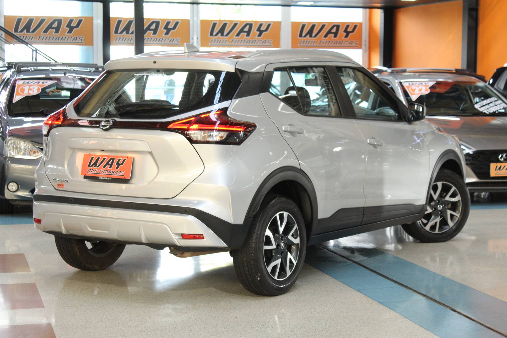 NISSAN KICKS