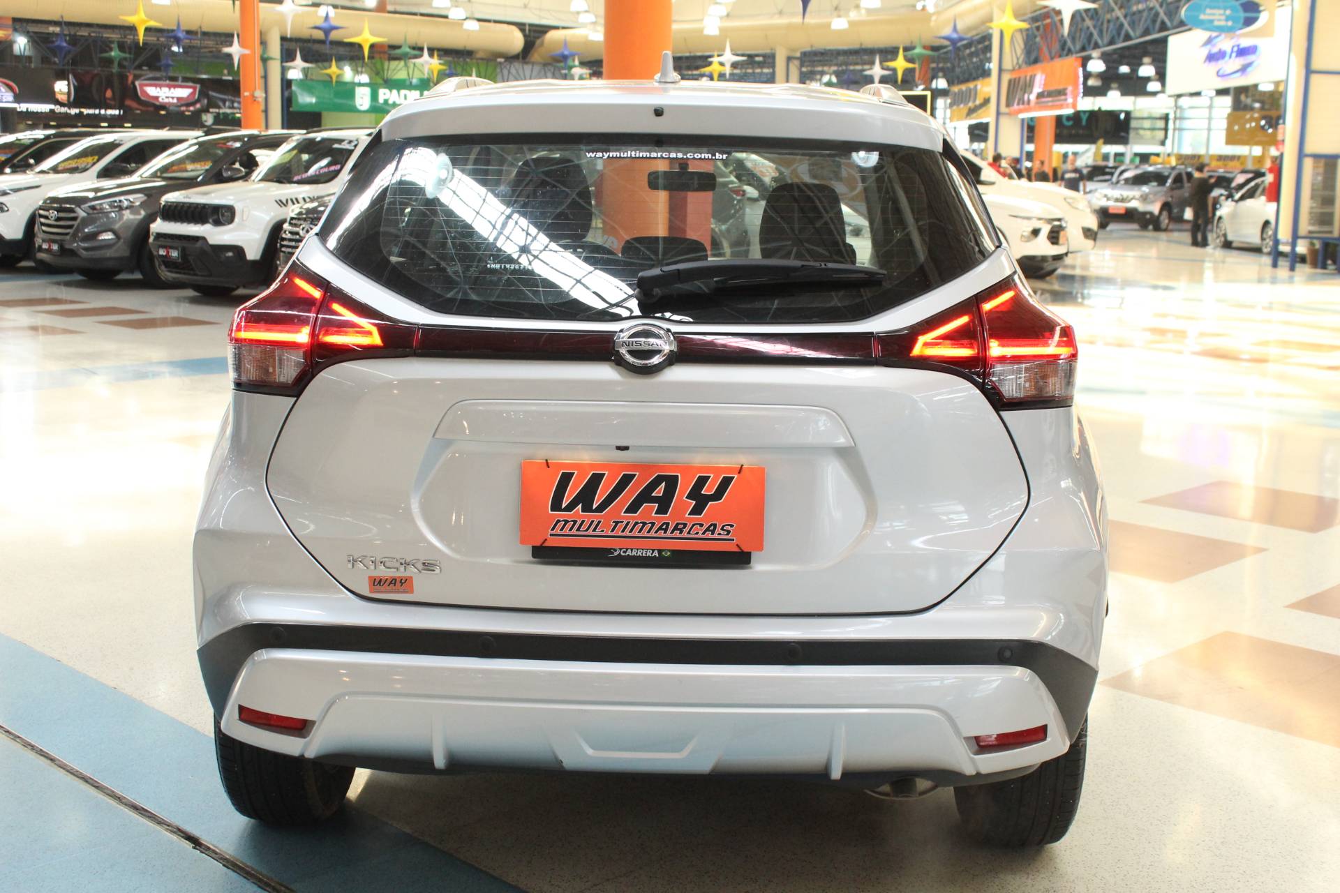 NISSAN KICKS