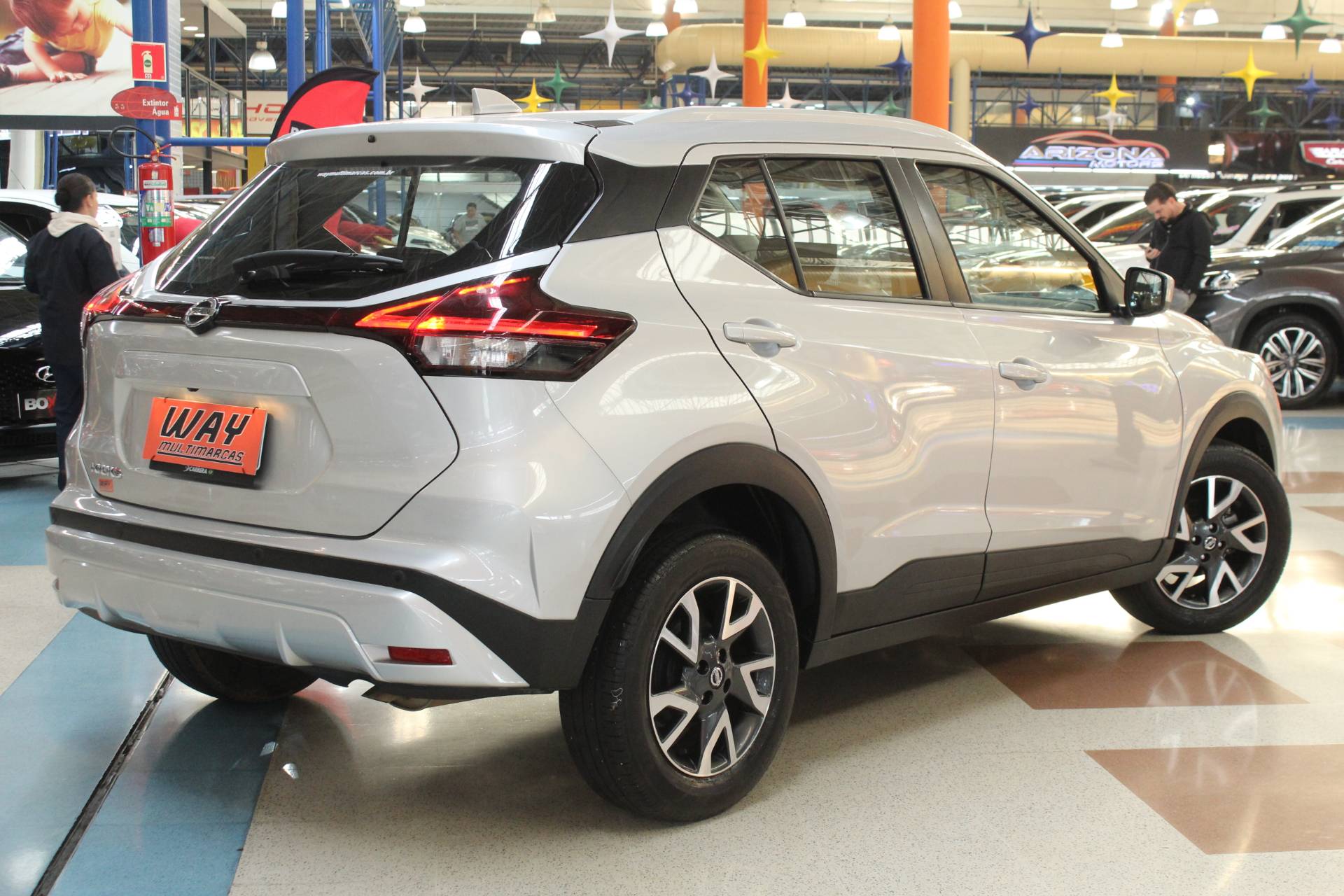 NISSAN KICKS