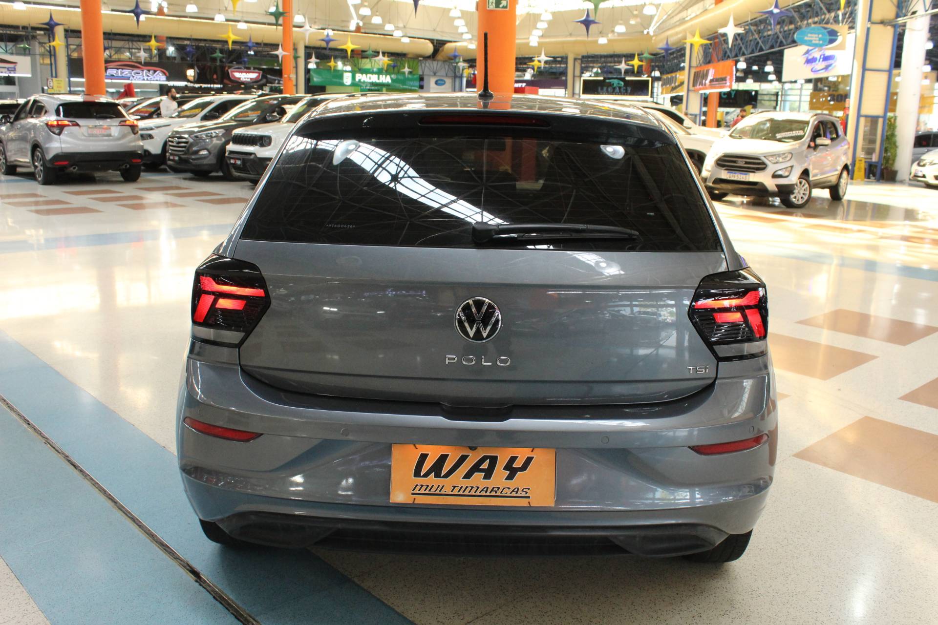 VOLKSWAGEN POLO