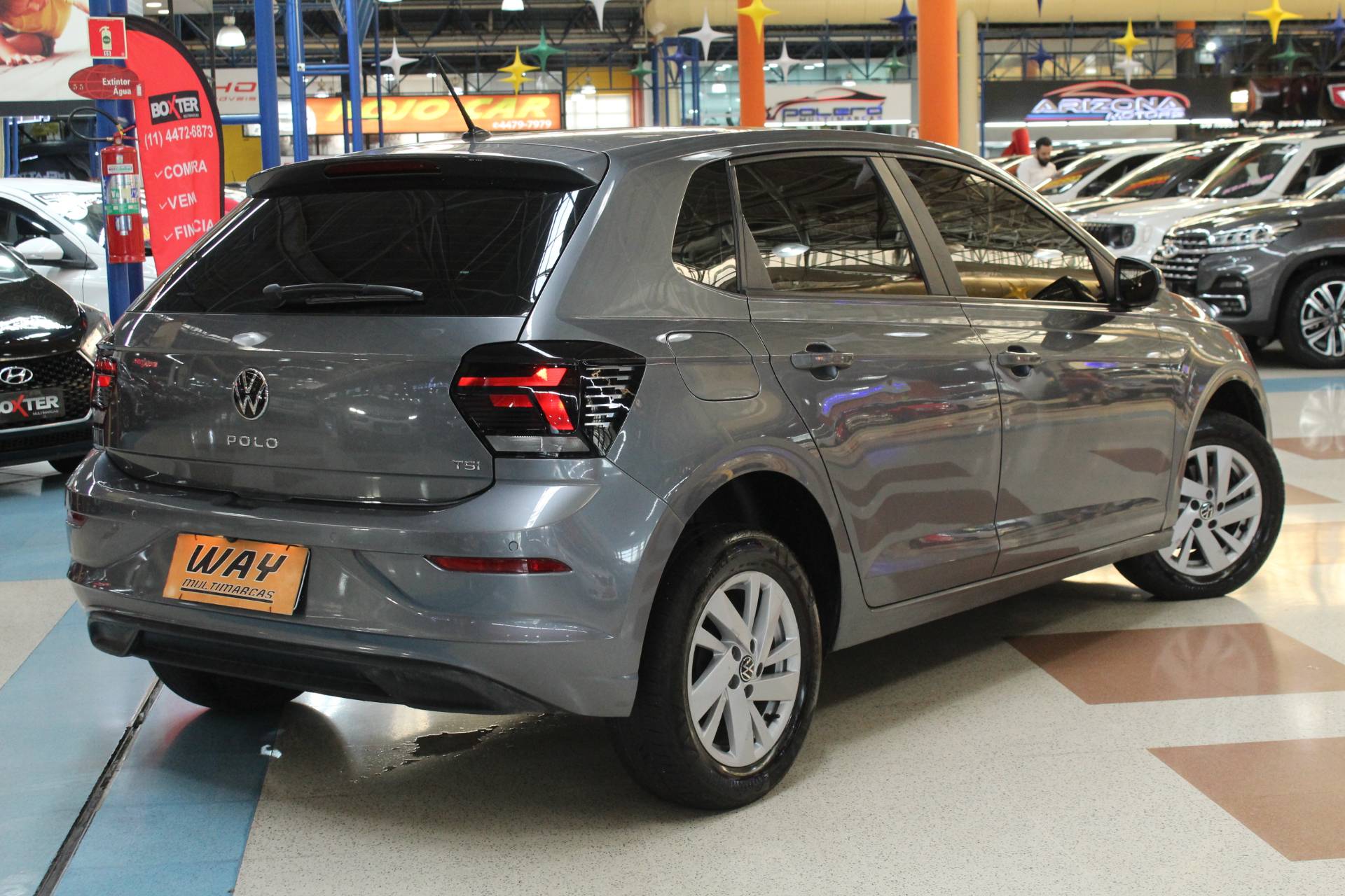 VOLKSWAGEN POLO