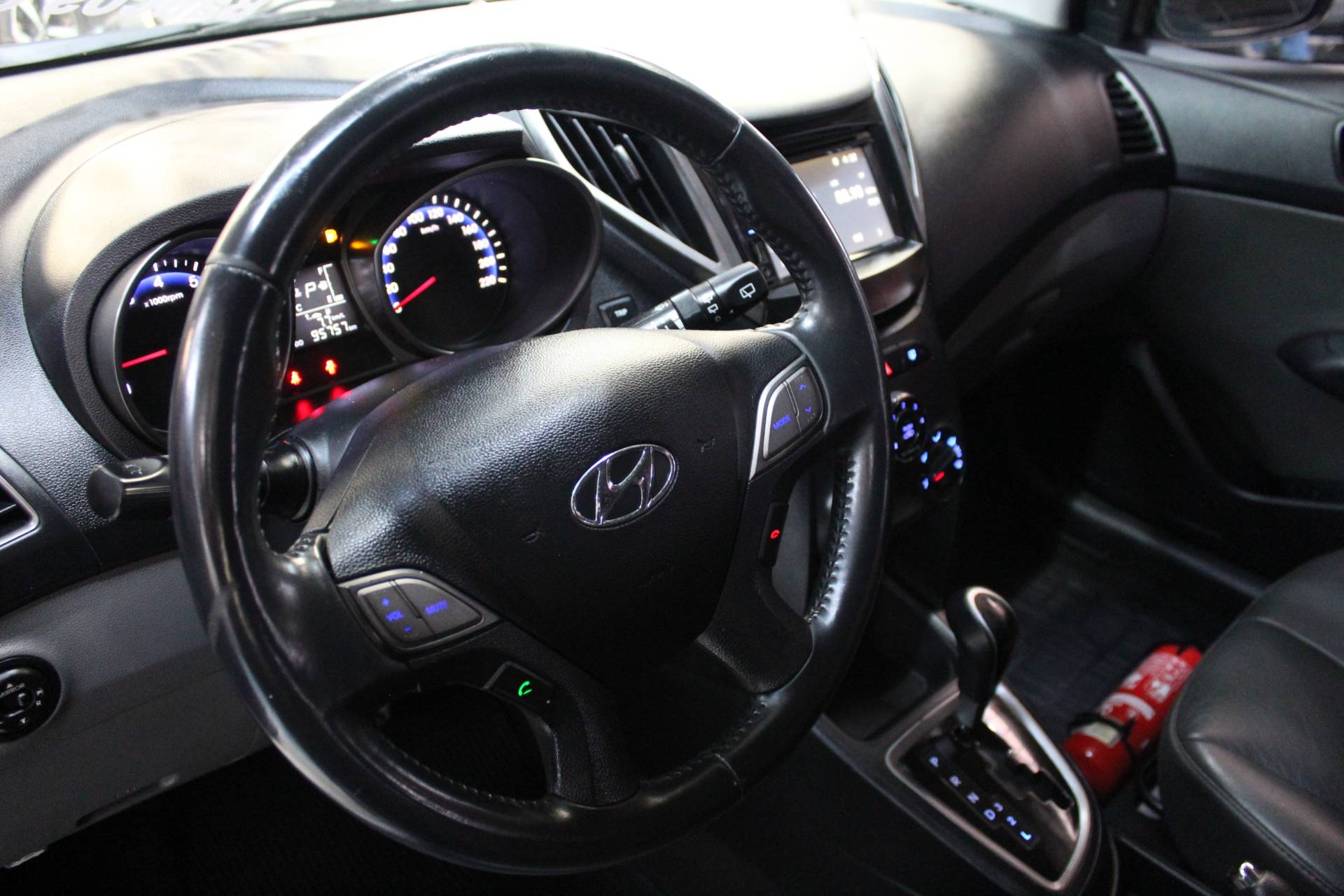 HYUNDAI HB20X