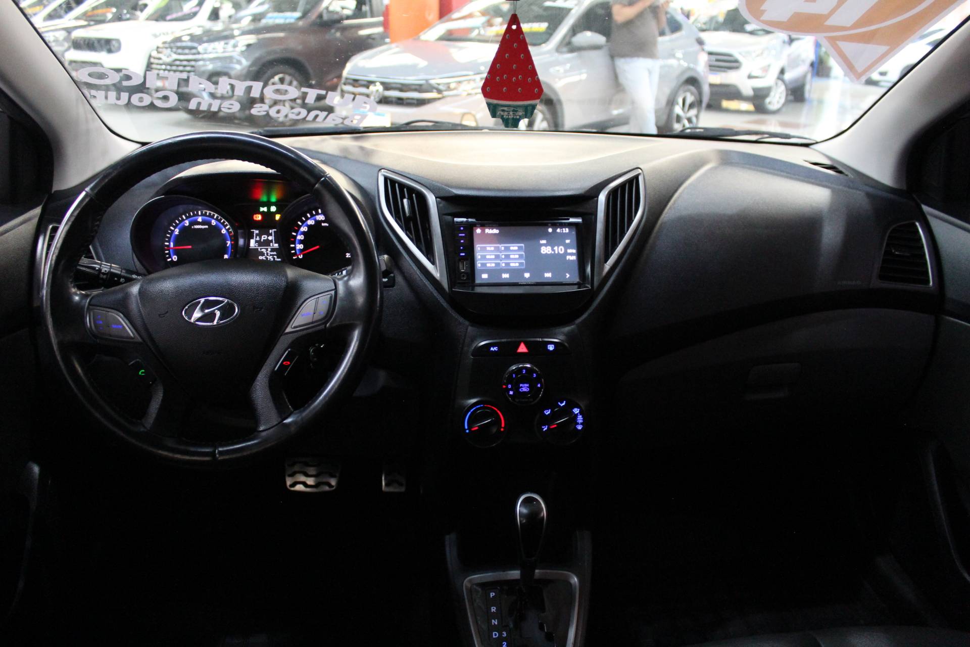 HYUNDAI HB20X