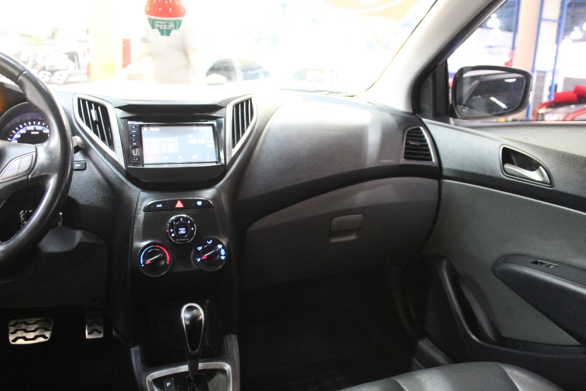 HYUNDAI HB20X