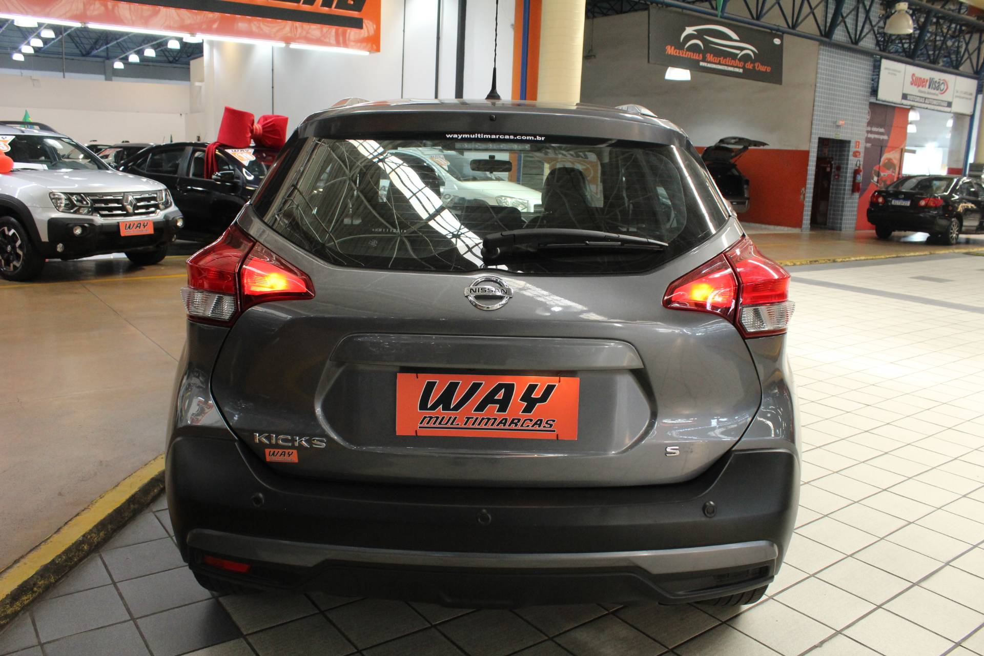NISSAN KICKS