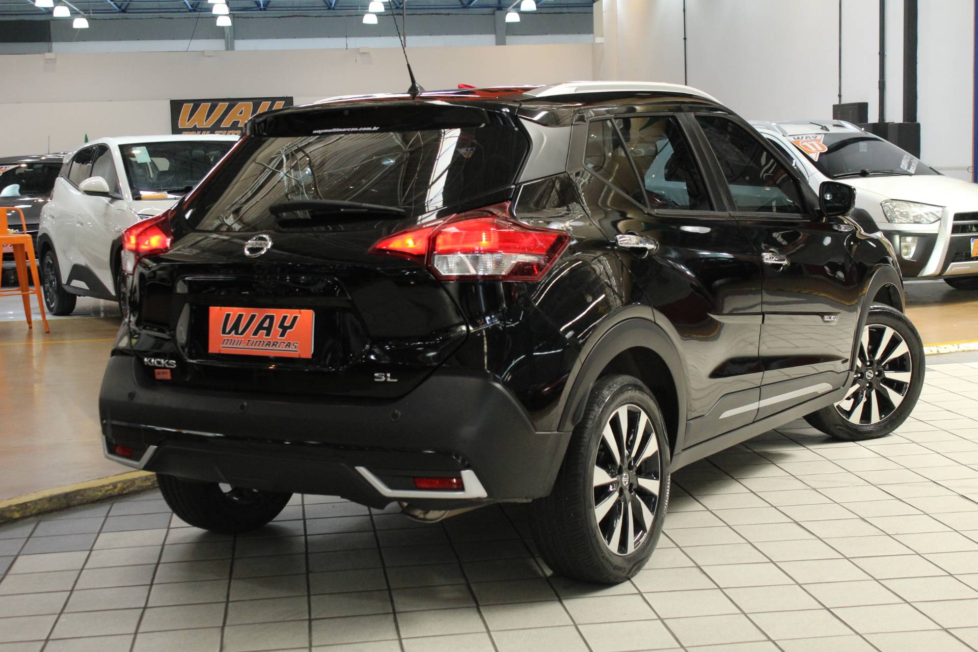 NISSAN KICKS