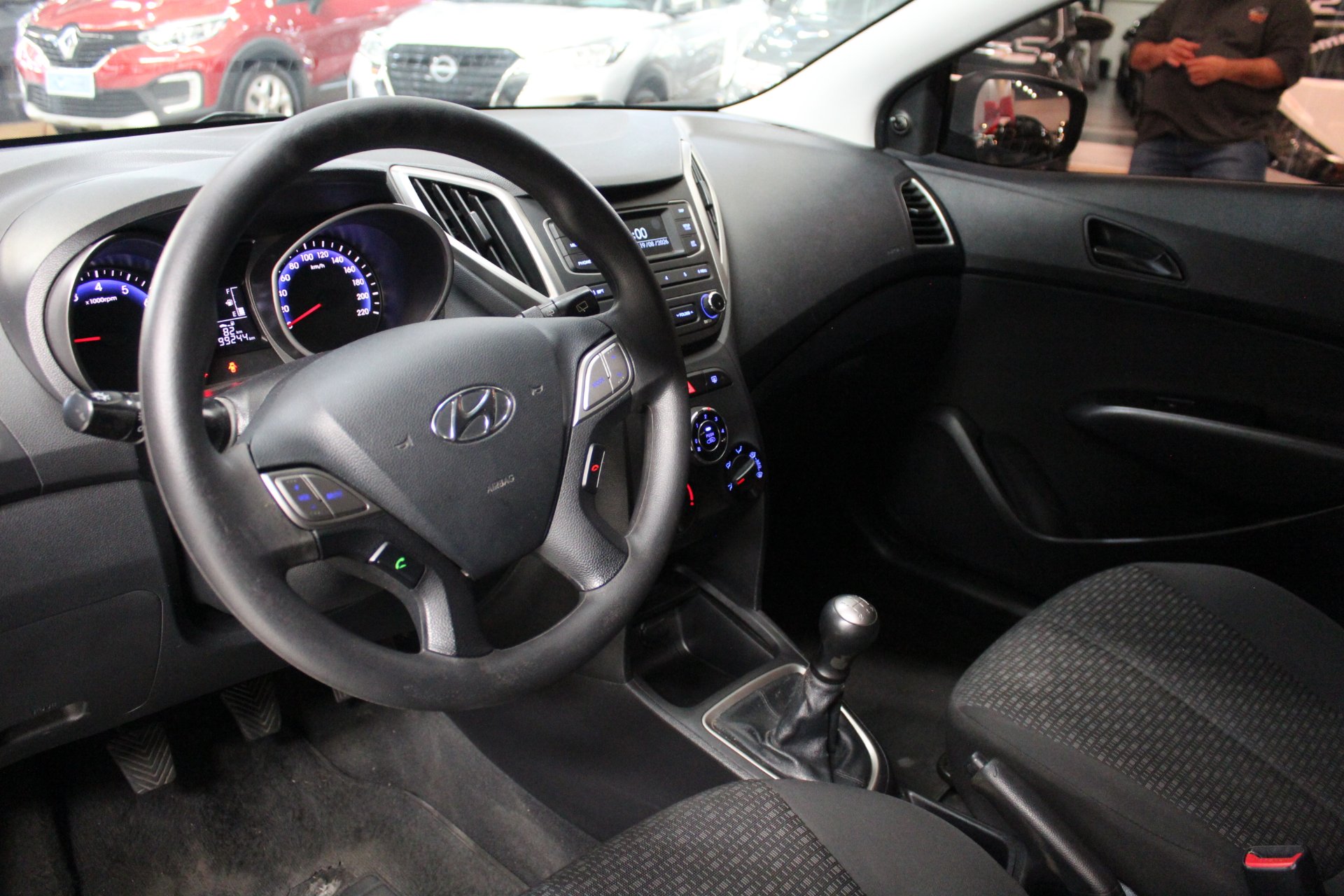 HYUNDAI HB20
