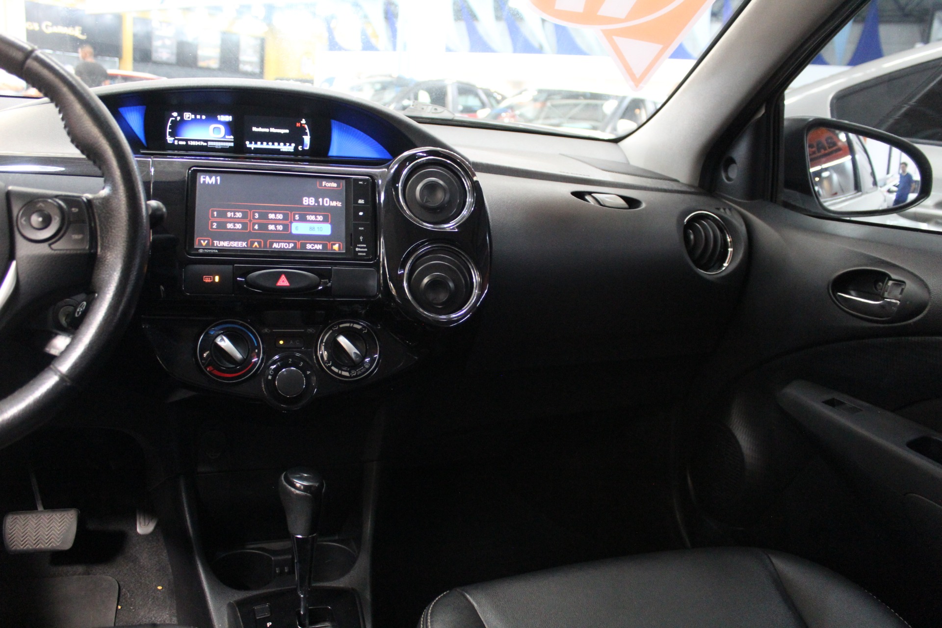 TOYOTA ETIOS