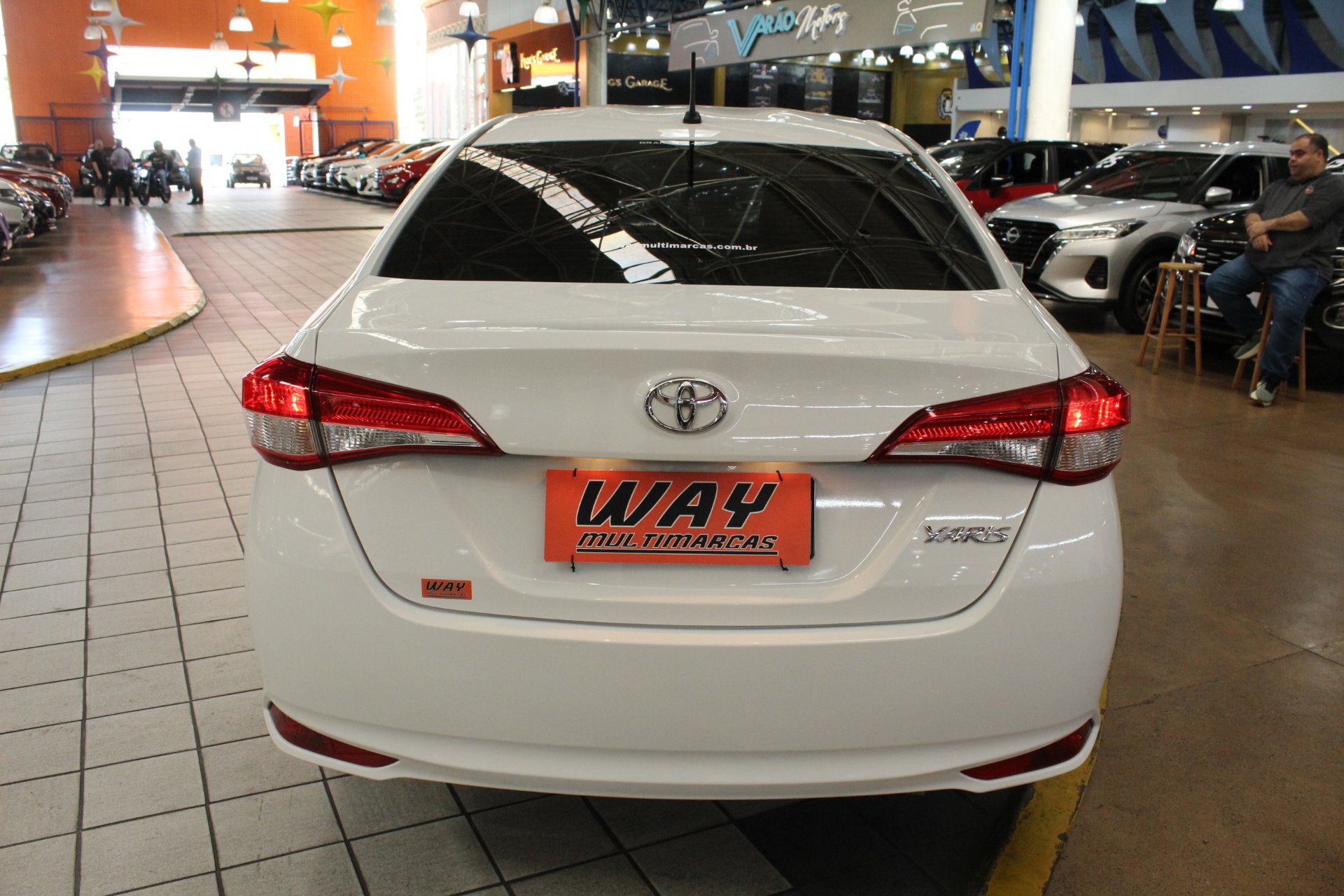 TOYOTA YARIS