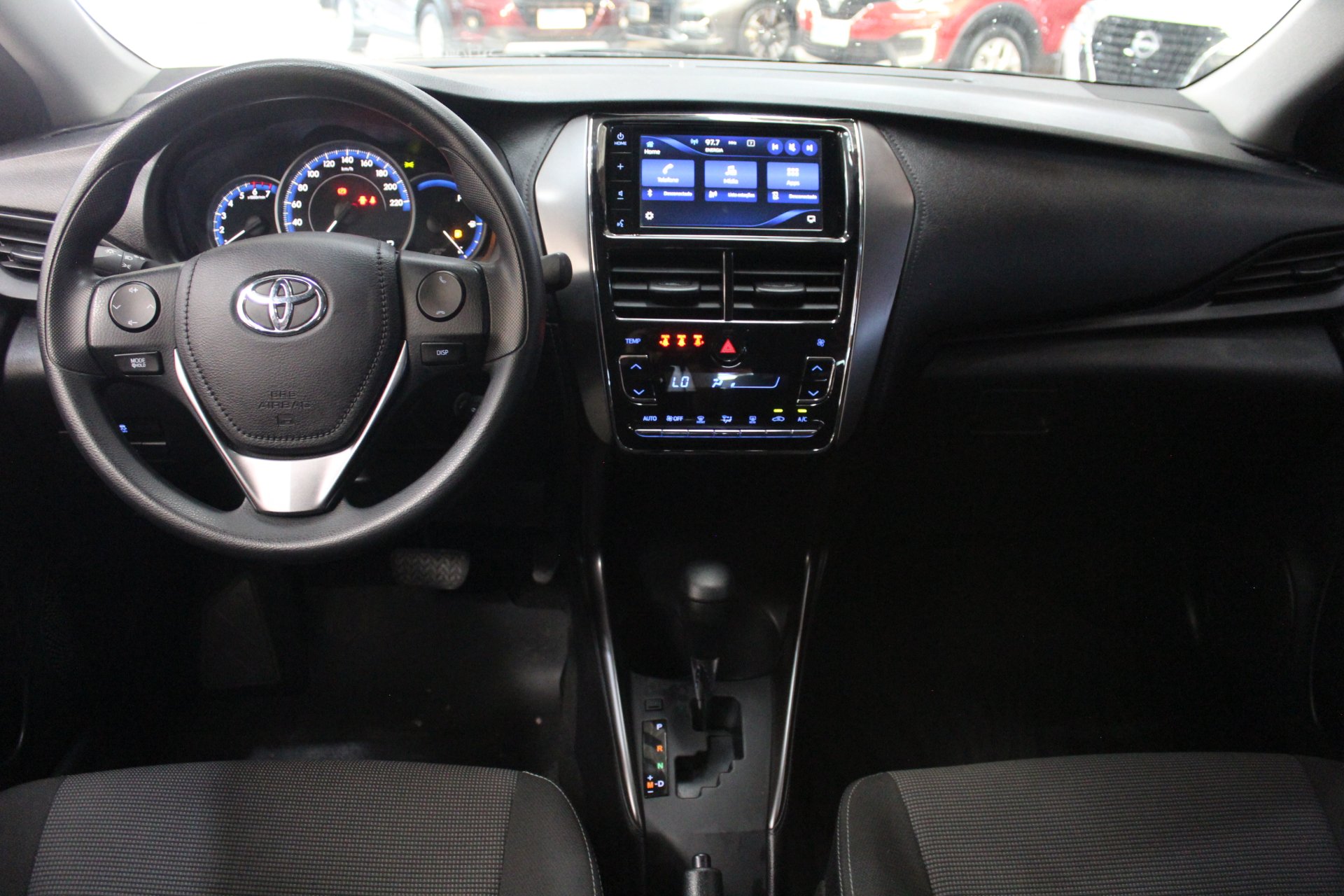 TOYOTA YARIS