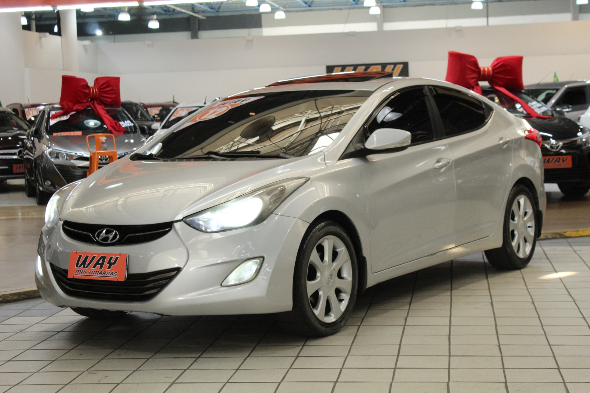 HYUNDAI ELANTRA