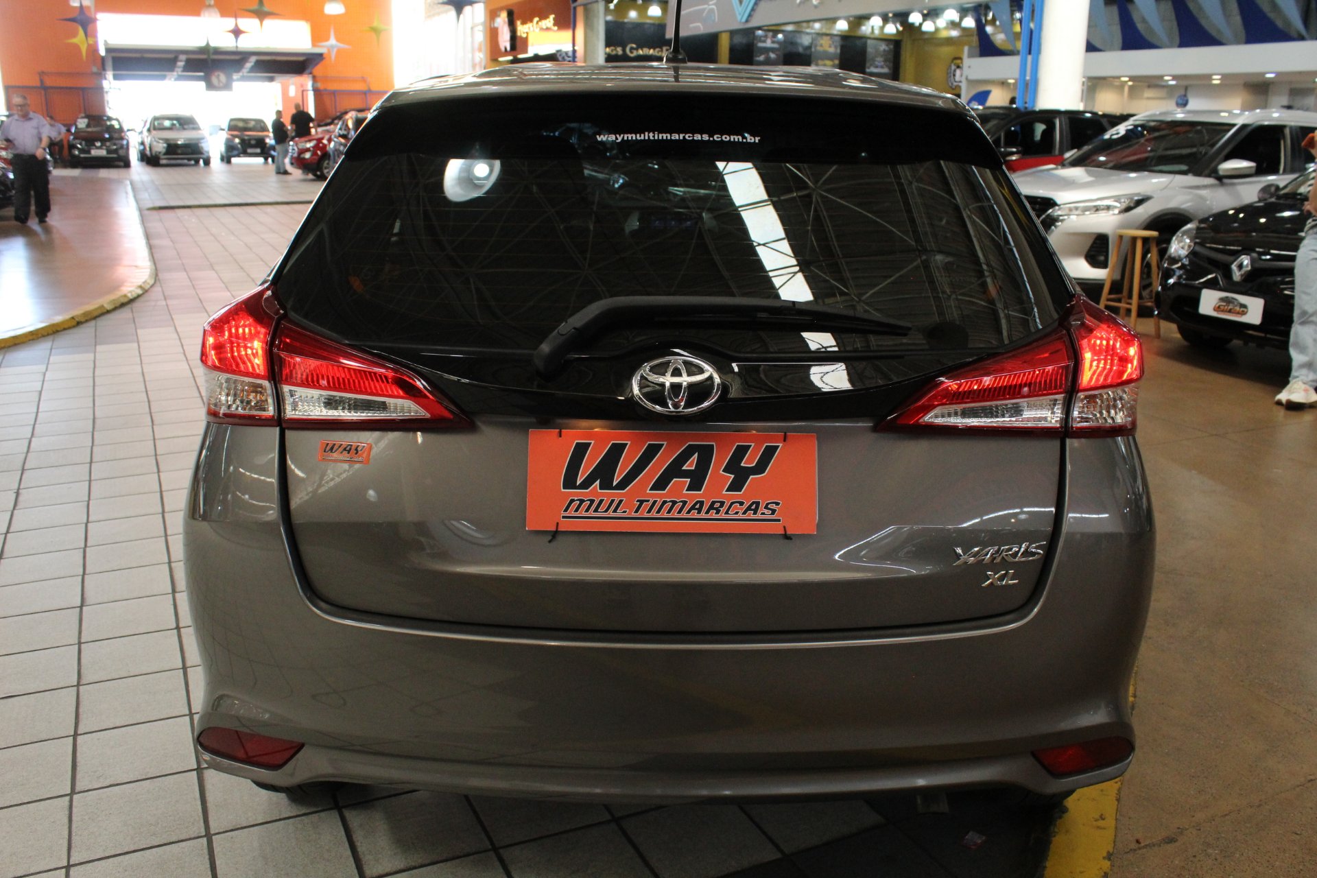 TOYOTA YARIS