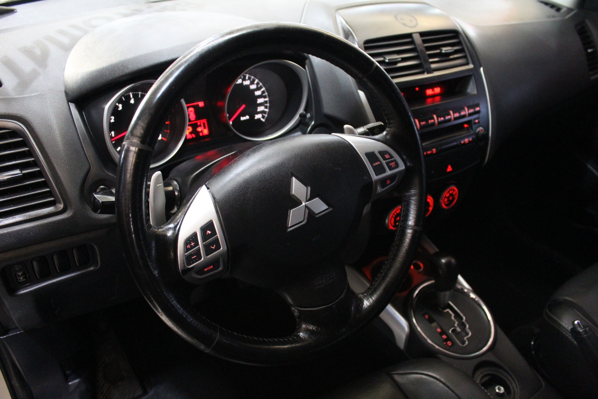 MITSUBISHI ASX