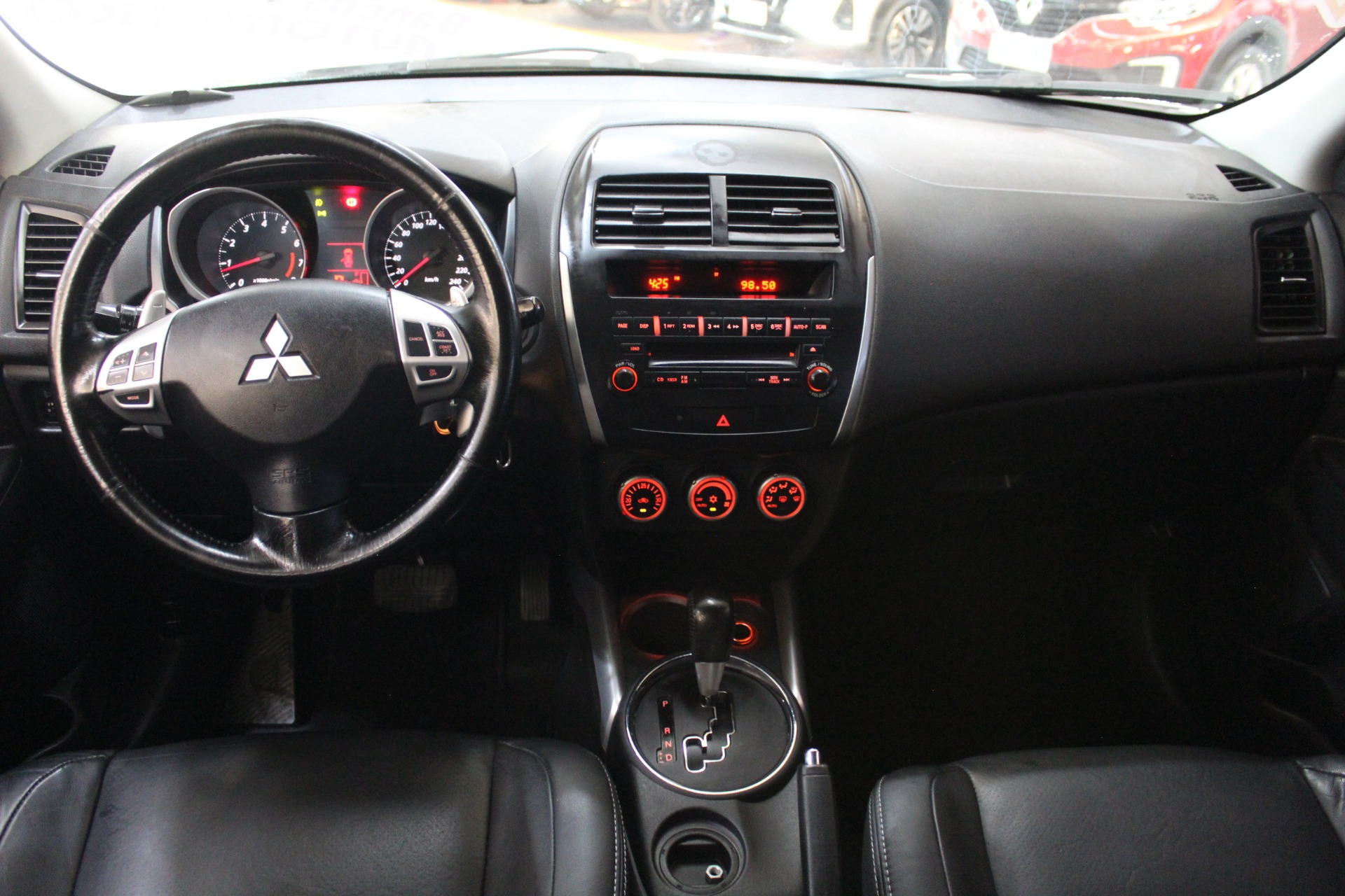 MITSUBISHI ASX