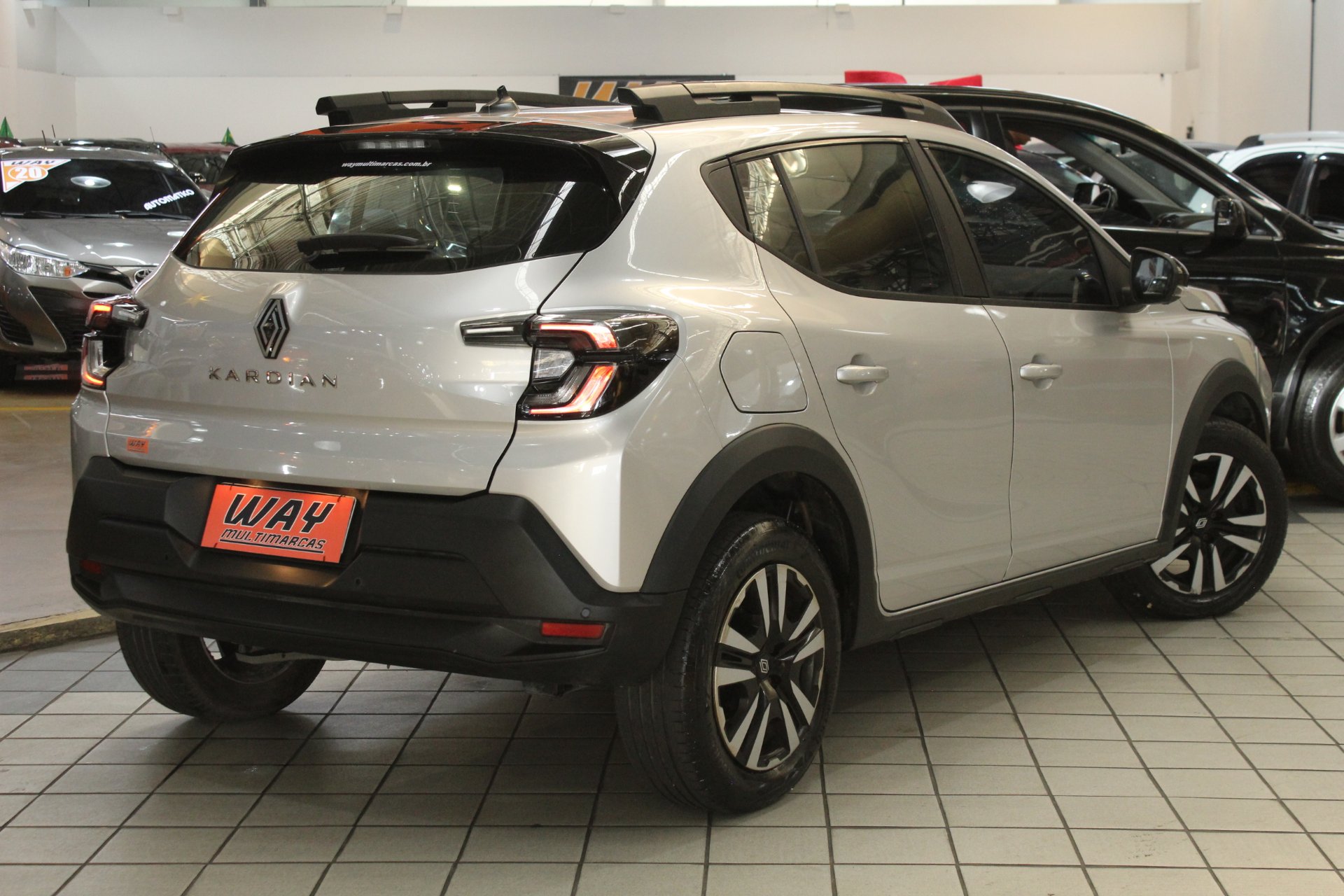 RENAULT JUVAQUATRE