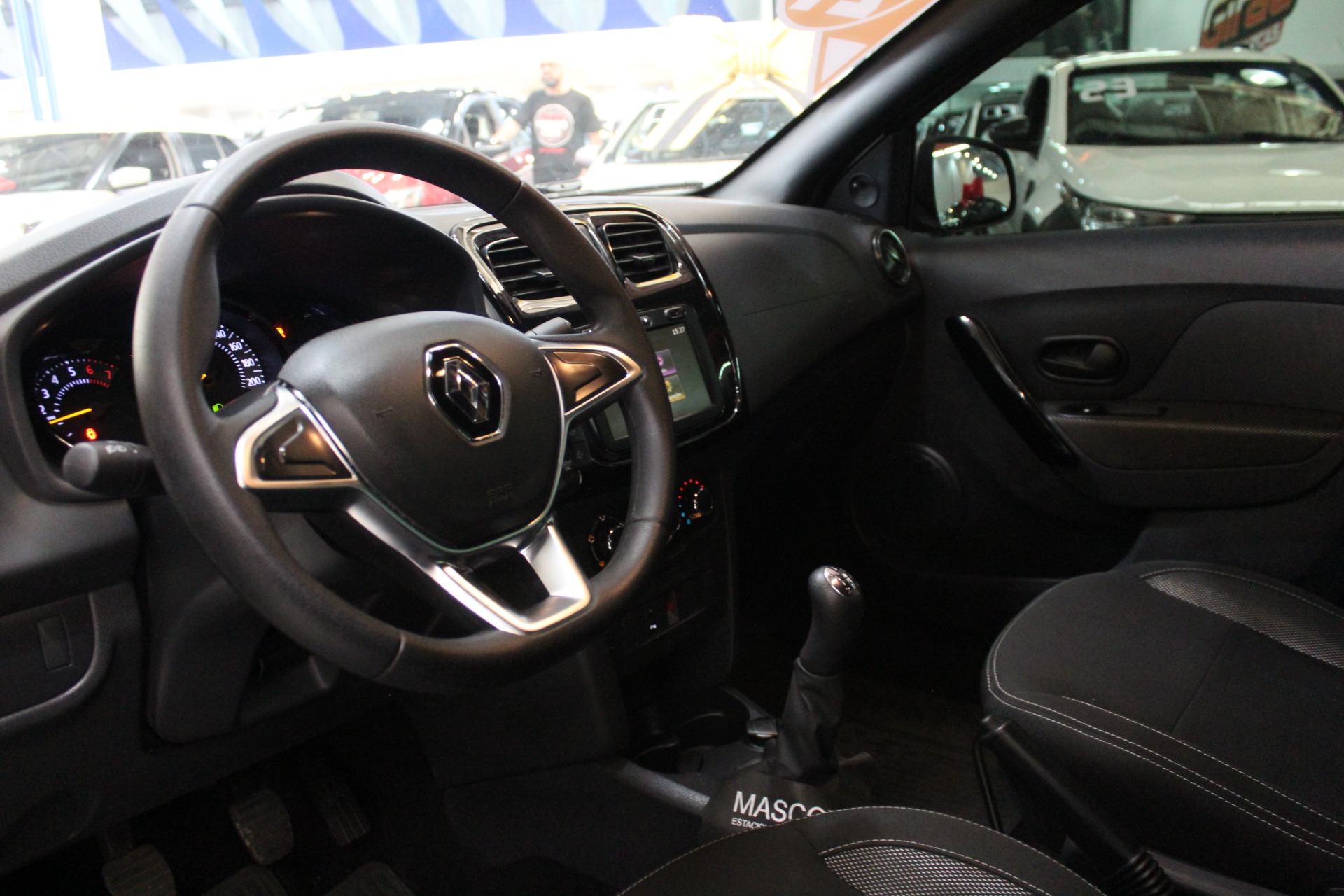 RENAULT LOGAN