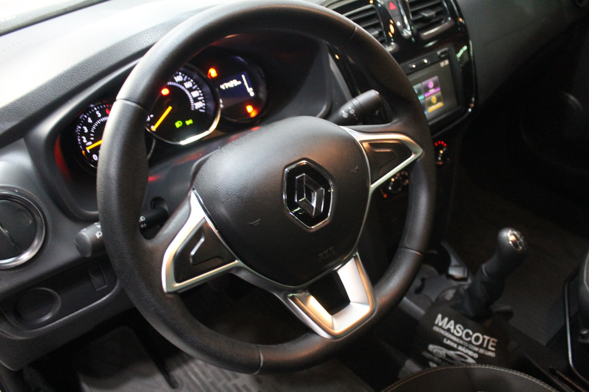RENAULT LOGAN