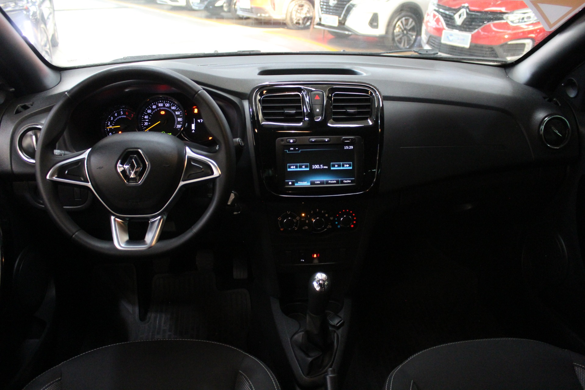 RENAULT LOGAN