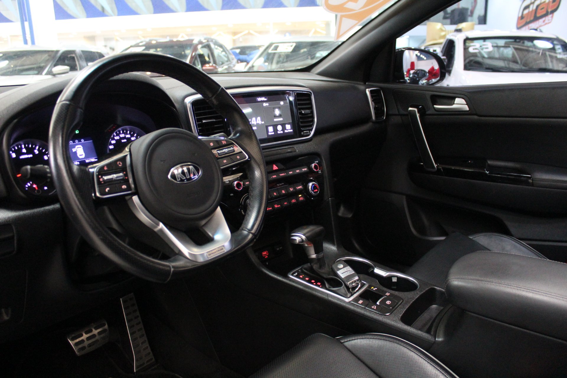 KIA SPORTAGE