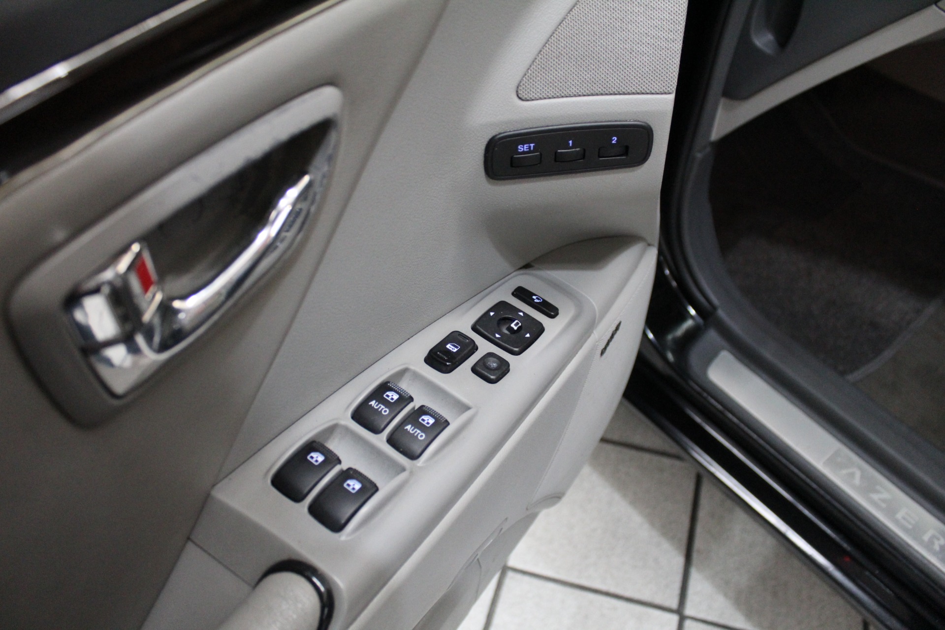 HYUNDAI AZERA